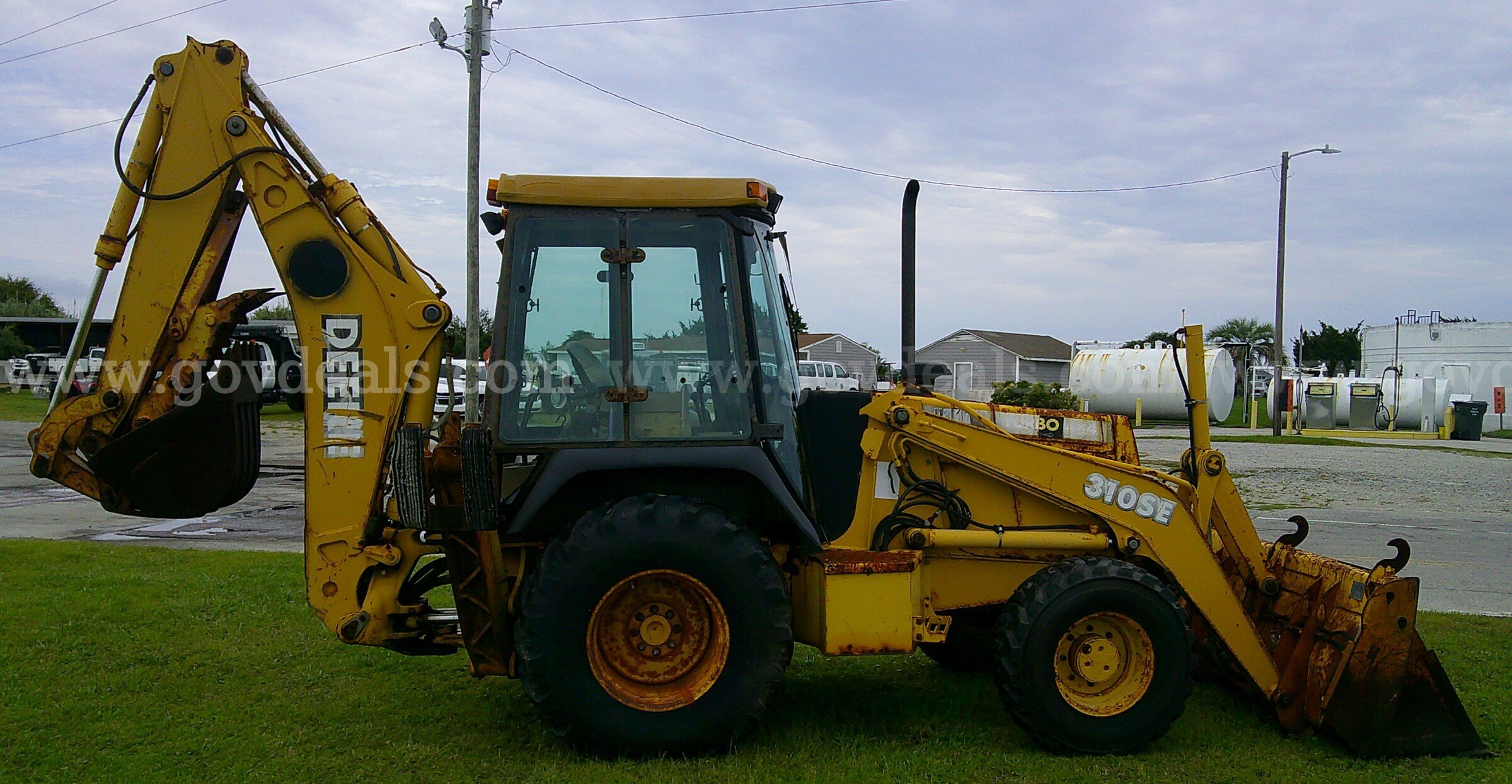 John Deere 310SE 4x4 Backhoe/Loader 1997 John Deere 310SE Government Surplus Auction - Photo #4