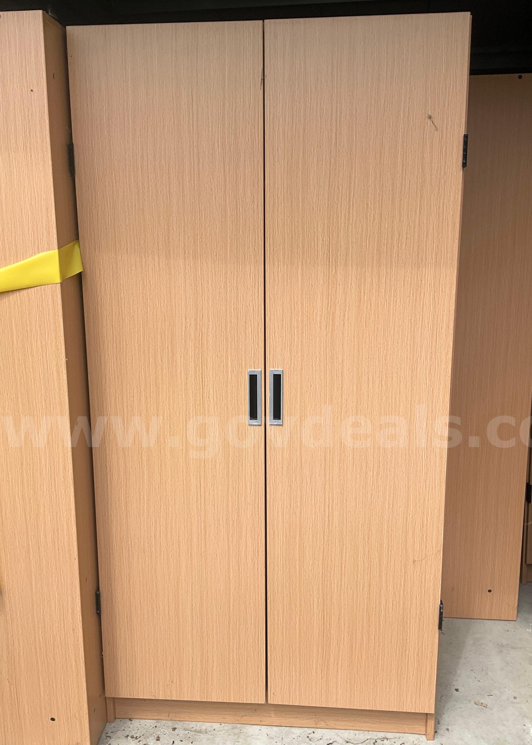 Storage Unit Lot of Furniture - G2623801   Government Surplus Auction - Photo #2