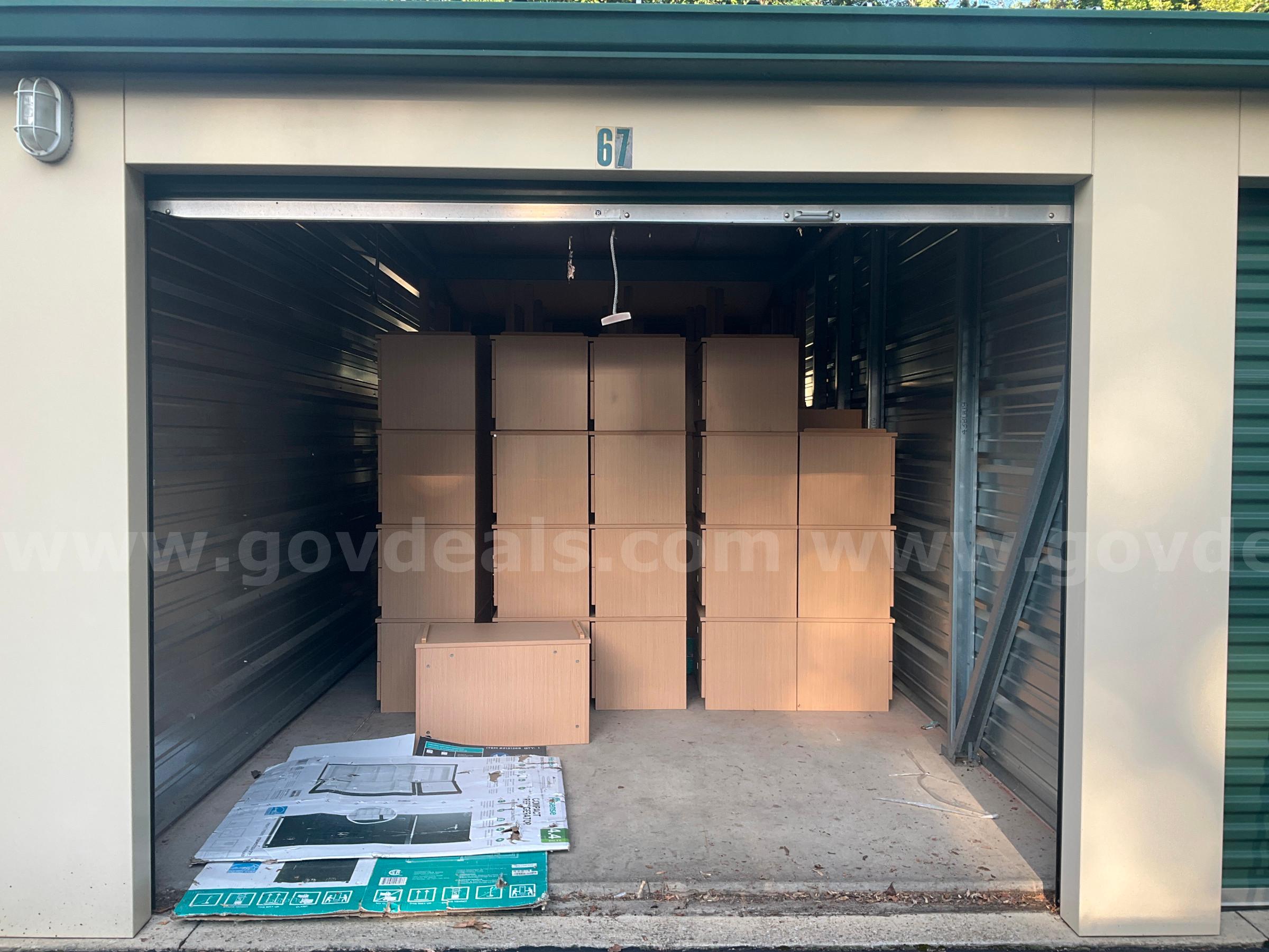 Storage Unit Lot of Furniture - G2623805   Government Surplus Auction - Photo #2
