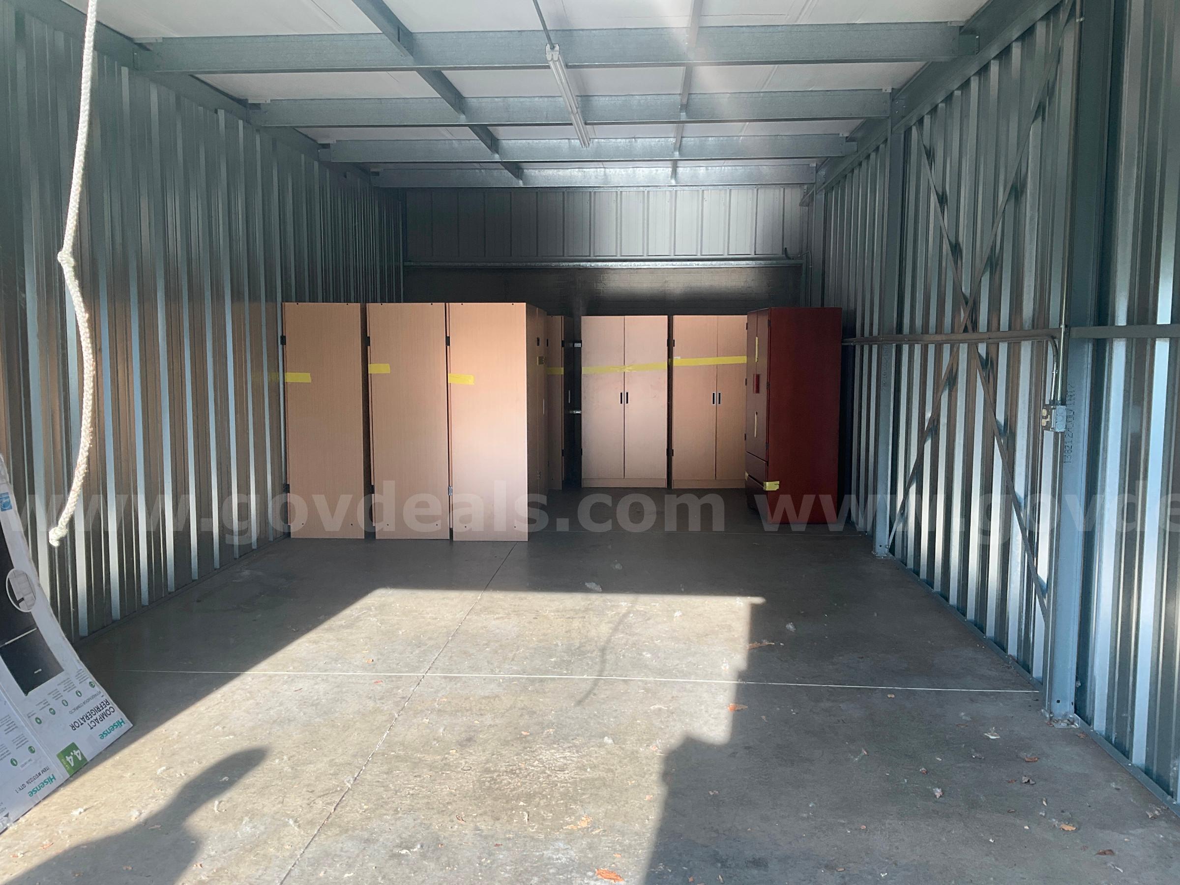 Storage Unit Lot of Furniture - G2623806   Government Surplus Auction - Photo #2