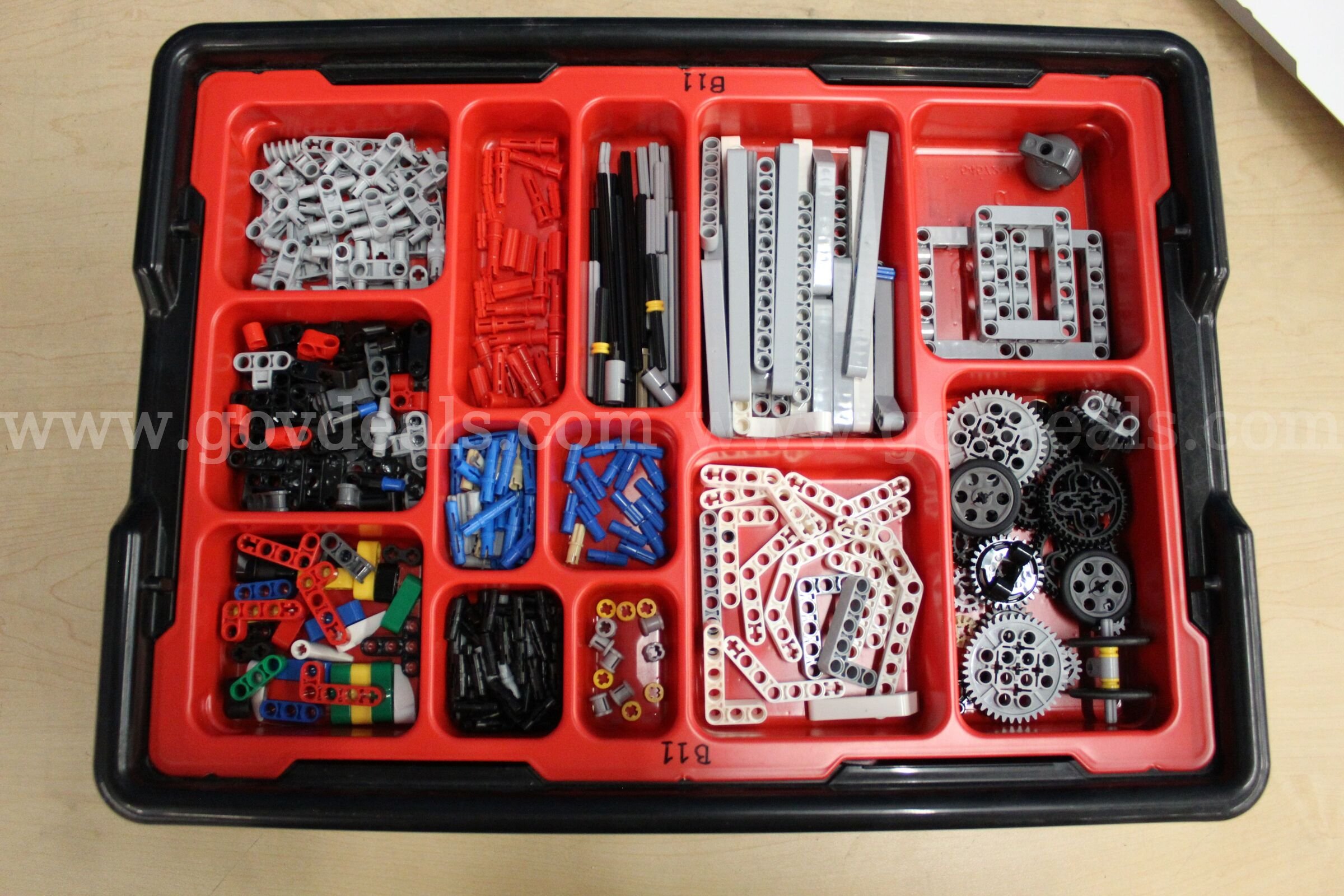 Lego Mindstorms Core Set (B11)   Government Surplus Auction - Photo #3