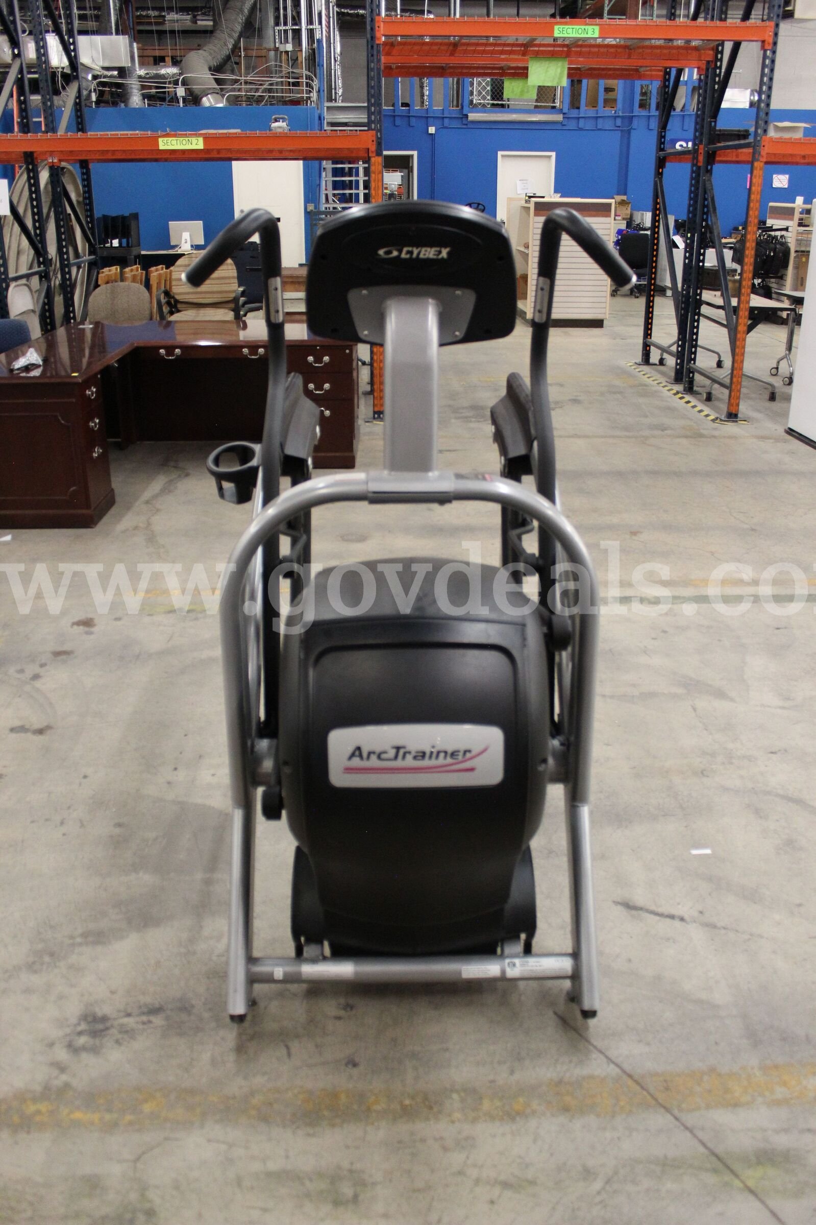 Cybex Arc Trainer Elliptical   Government Surplus Auction - Photo #4