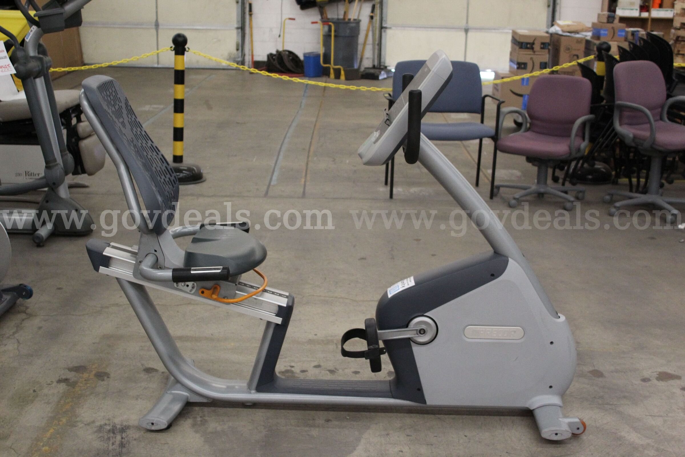 Precor RBK 885  885 Government Surplus Auction - Primary Photo
