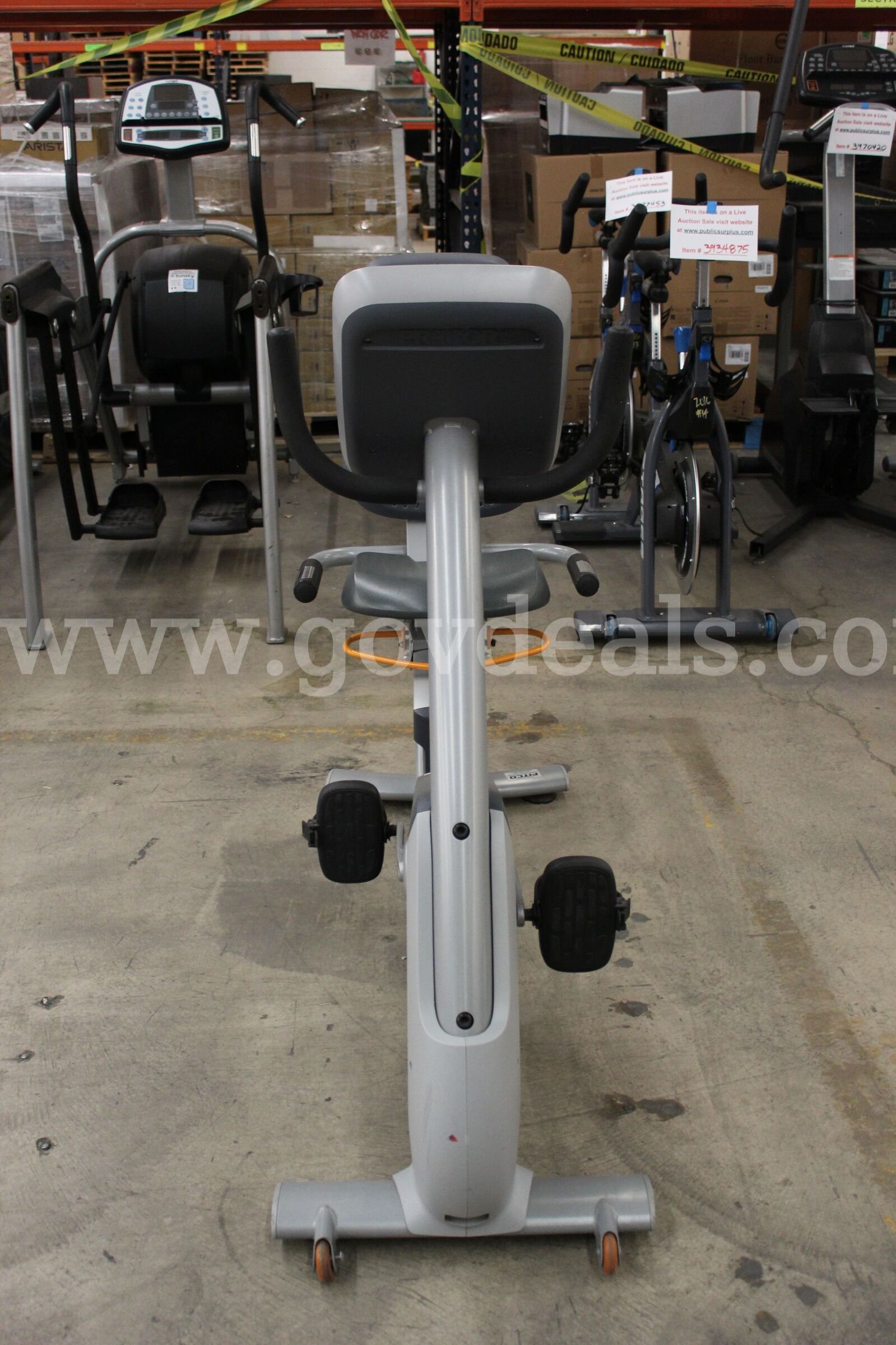 Precor RBK 885  885 Government Surplus Auction - Photo #2