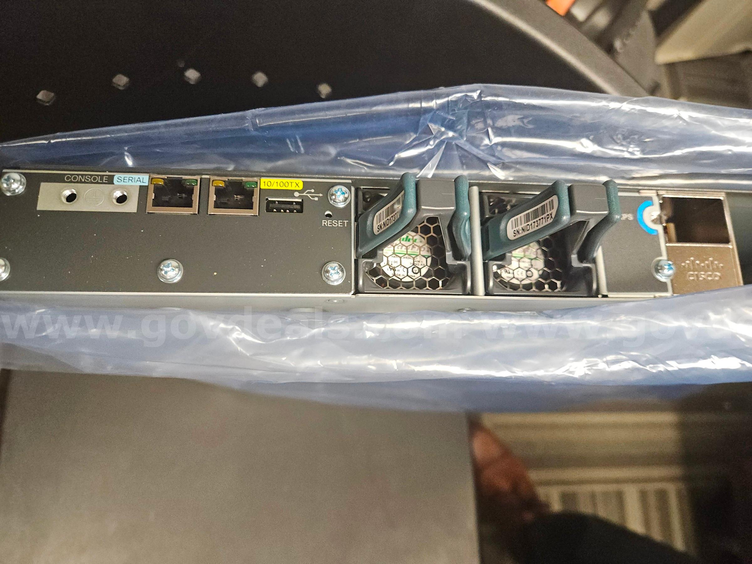 Cisco Catalyst 3560-X Series PoE+ (Never Used, Original Box) – 24 port Switch Cisco 3560 Government Surplus Auction - Photo #4