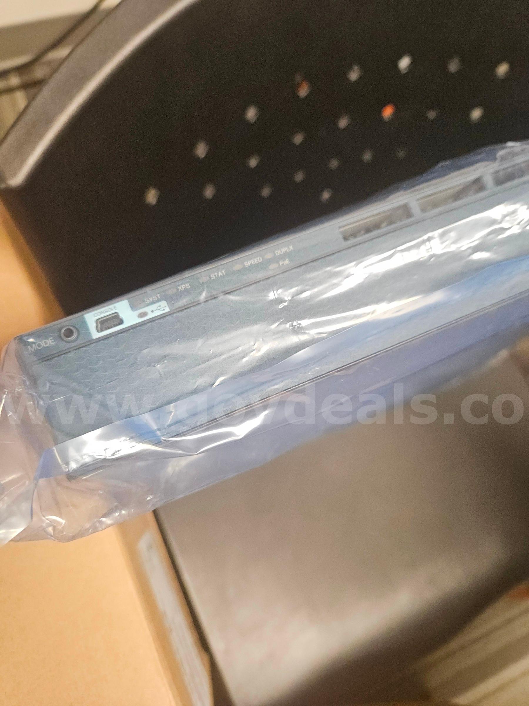 Cisco Catalyst 3560-X Series PoE+ (Never Used, Original Box) – 24 port Switch Cisco 3560 Government Surplus Auction - Photo #6
