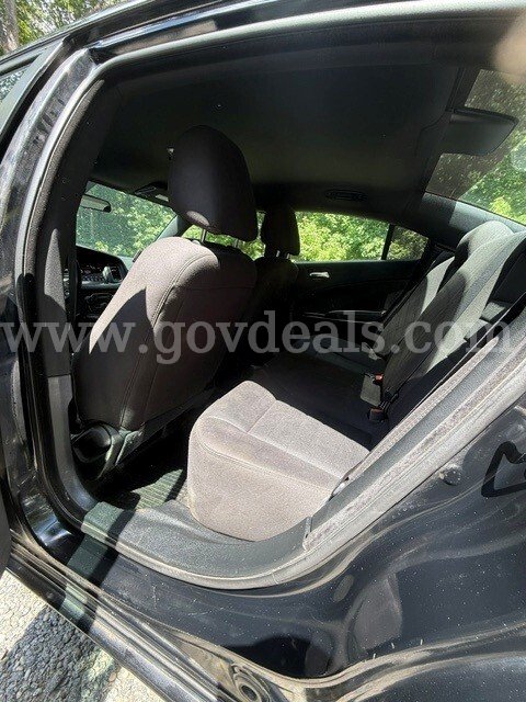 2018 Dodge Charger- 4-Door- Was a Police Department Vehicle Dodge Charger Government Surplus Auction - Photo #3