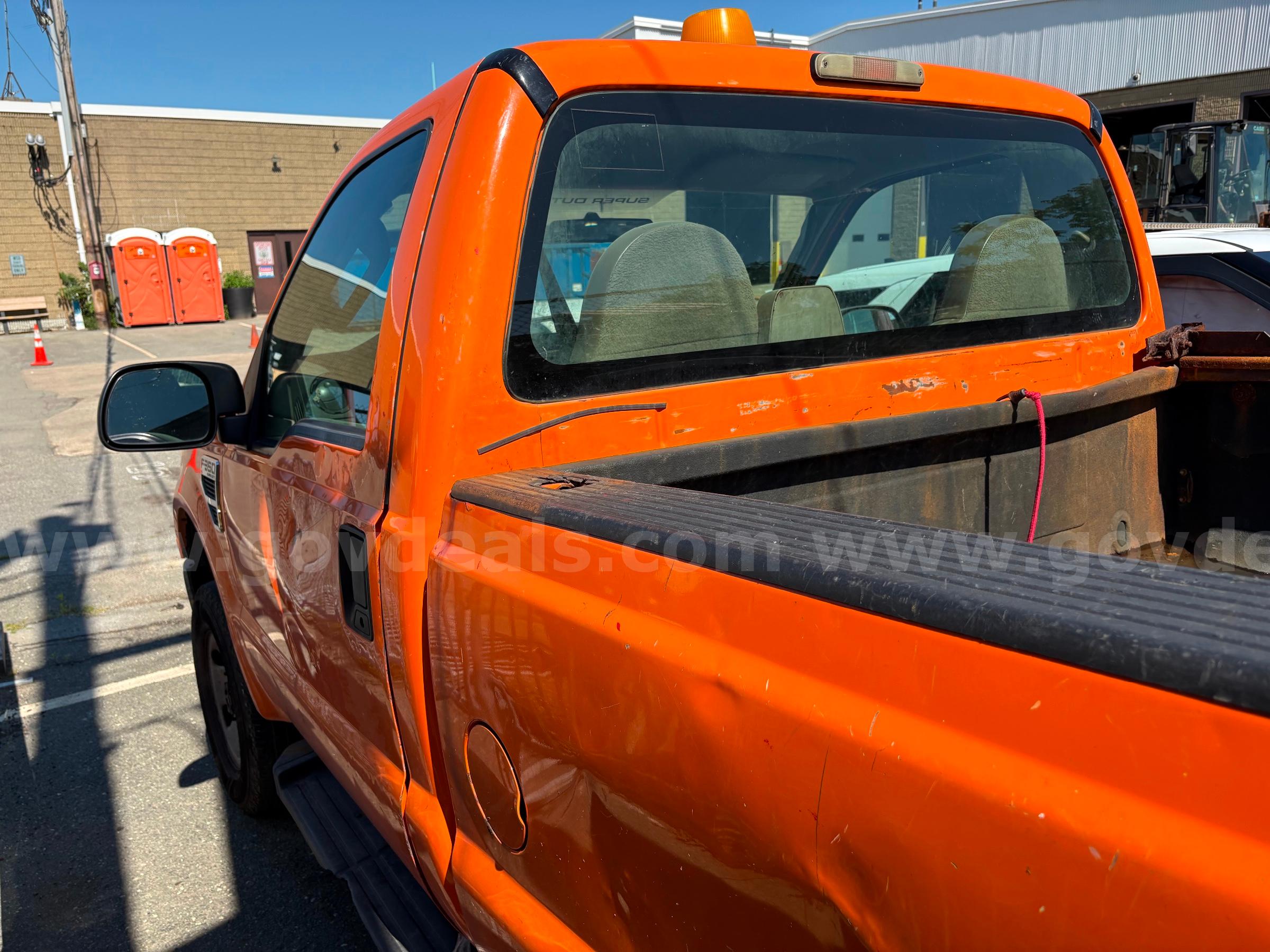 2008 Ford F-350 SD Ford F-350 Government Surplus Auction - Photo #4