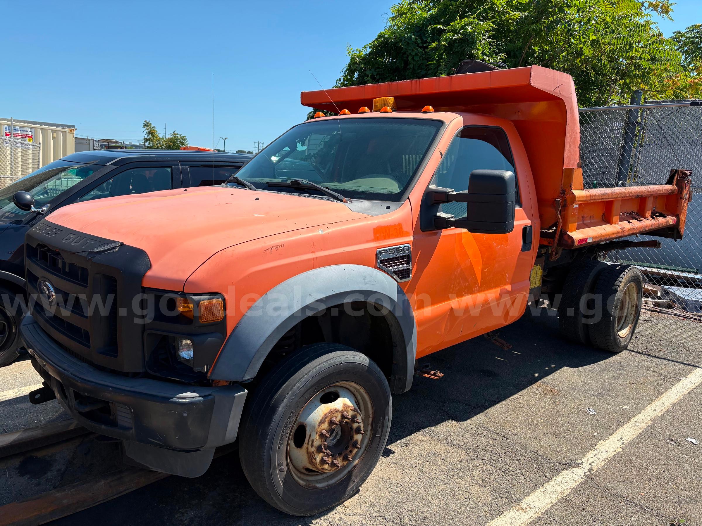 2008 Ford F-550 Ford F-550 Government Surplus Auction - Primary Photo