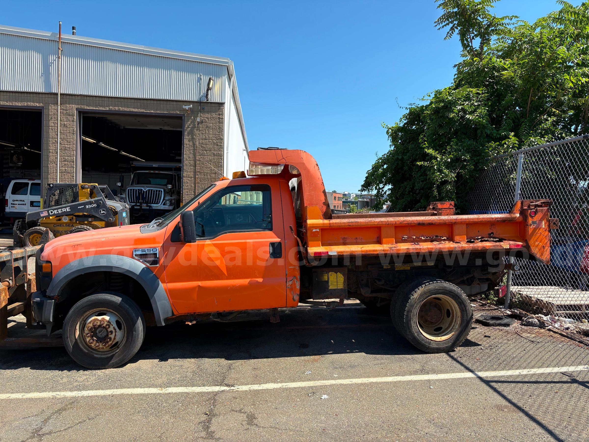 2008 Ford F-550 Ford F-550 Government Surplus Auction - Photo #2