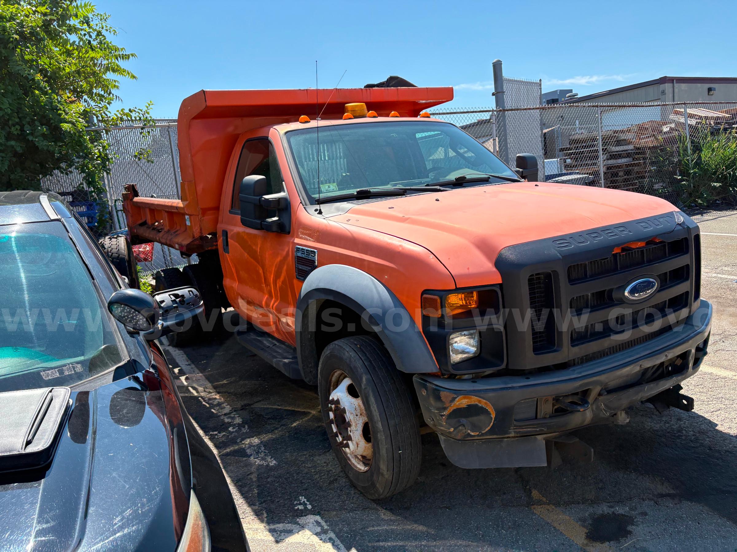 2008 Ford F-550 Ford F-550 Government Surplus Auction - Photo #4
