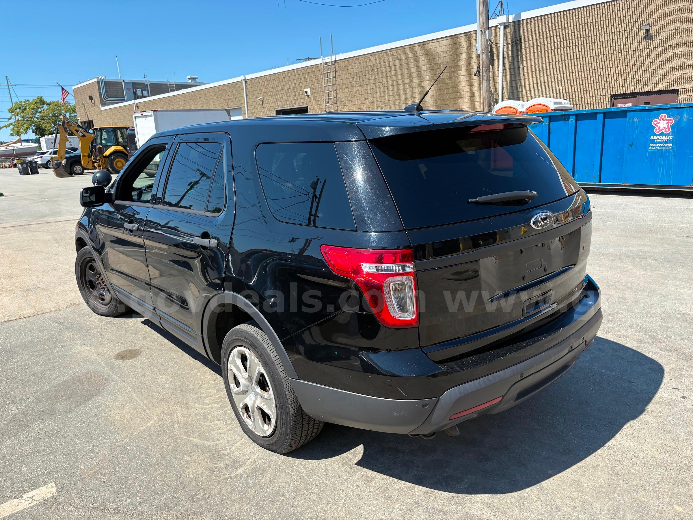 2013 Ford Explorer Ford Explorer Government Surplus Auction - Photo #2