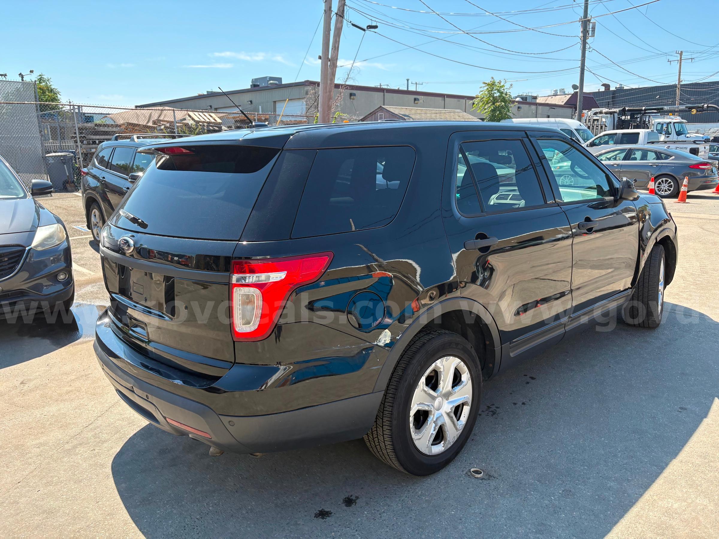 2013 Ford Explorer Ford Explorer Government Surplus Auction - Photo #4