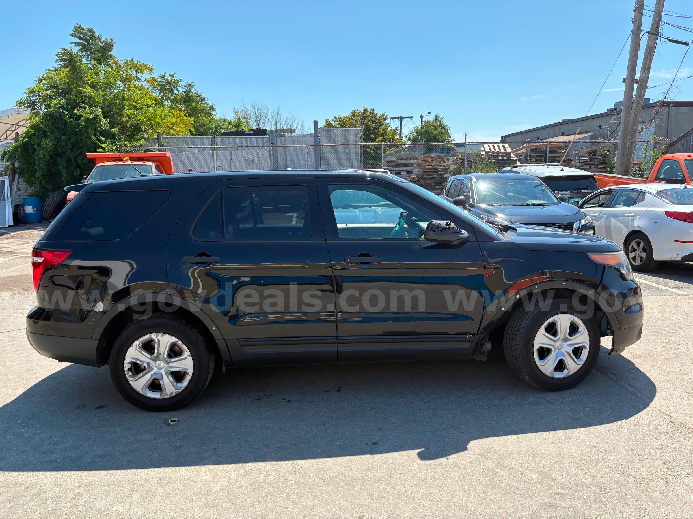 2013 Ford Explorer Ford Explorer Government Surplus Auction - Photo #5