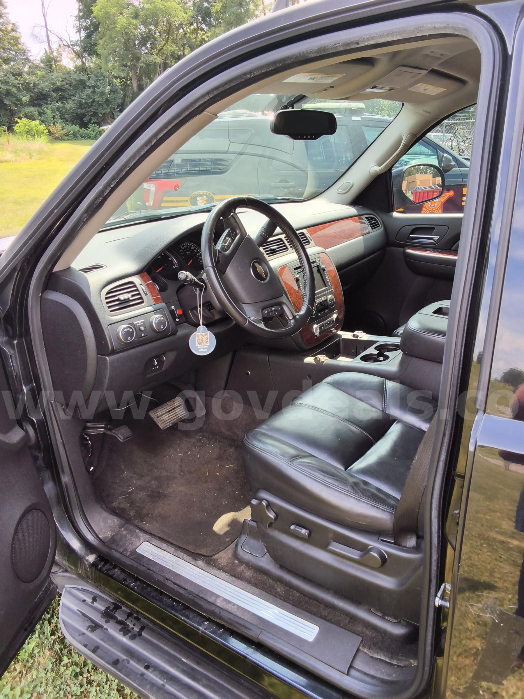 2009 Chevy 2500 Suburban Chevy Suburban Government Surplus Auction - Photo #5
