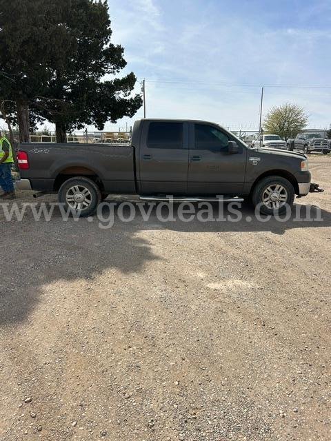 2008 Ford F-150 4x4 Crew Cab Short Bed Pickup – 212K Miles – Engine Needs Repair Ford F-150 Government Surplus Auction - Photo #5