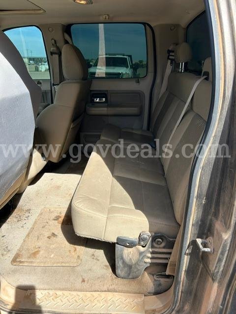 2008 Ford F-150 4x4 Crew Cab Short Bed Pickup – 212K Miles – Engine Needs Repair Ford F-150 Government Surplus Auction - Photo #6