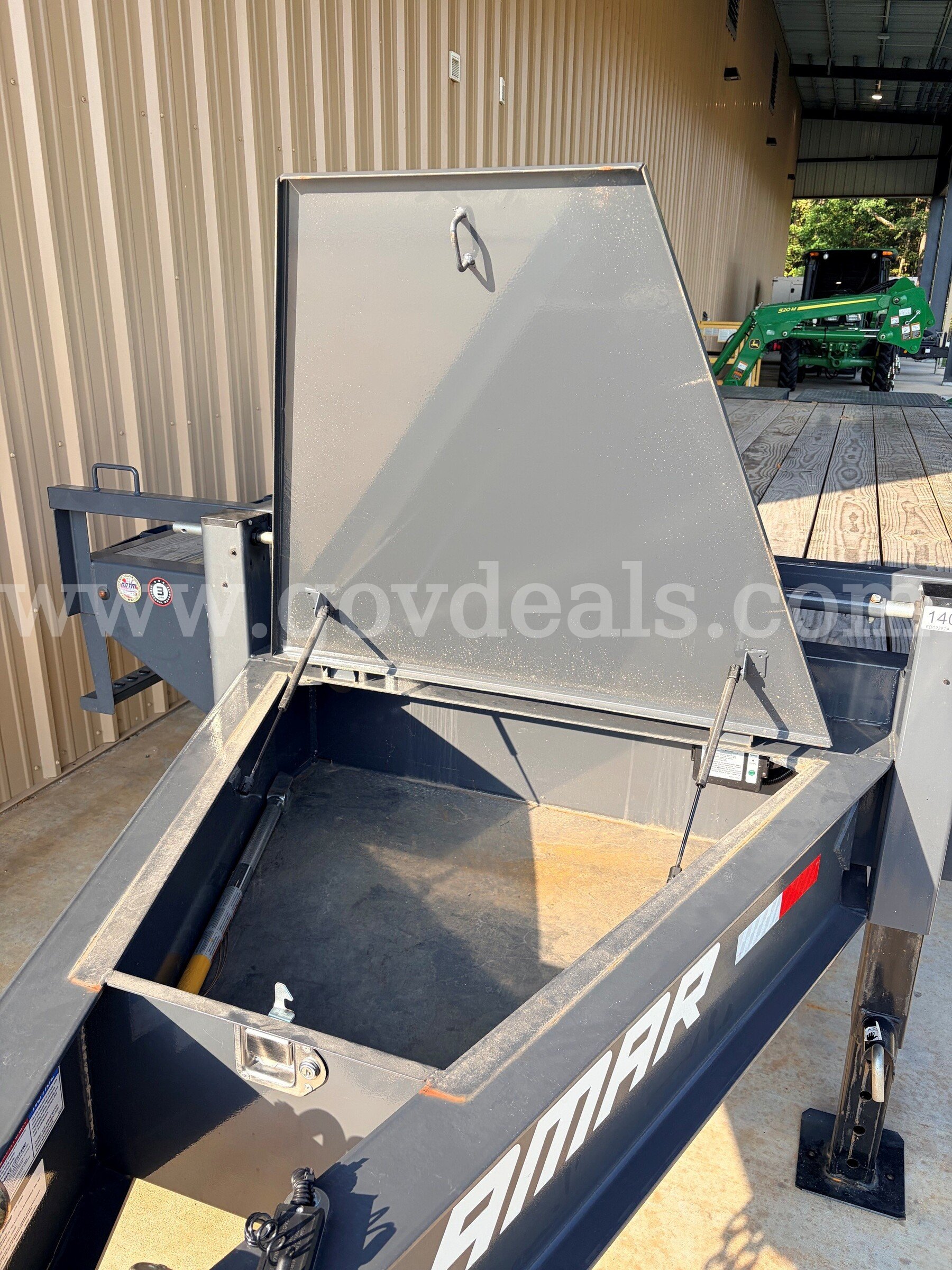 2025 Lamar equipment trailer, 22,000 lb GVWR  000 Government Surplus Auction - Photo #3