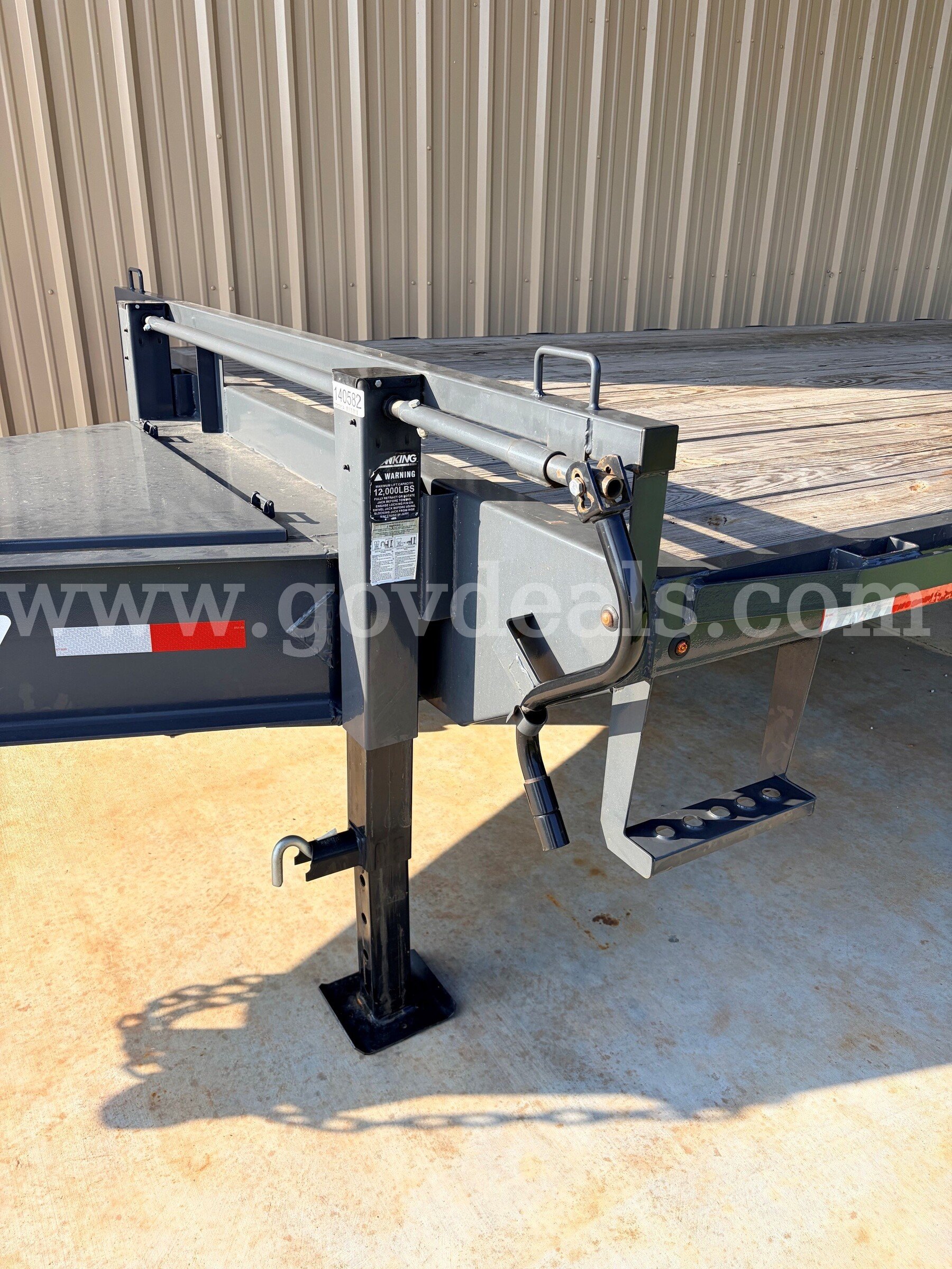 2025 Lamar equipment trailer, 22,000 lb GVWR  000 Government Surplus Auction - Photo #4
