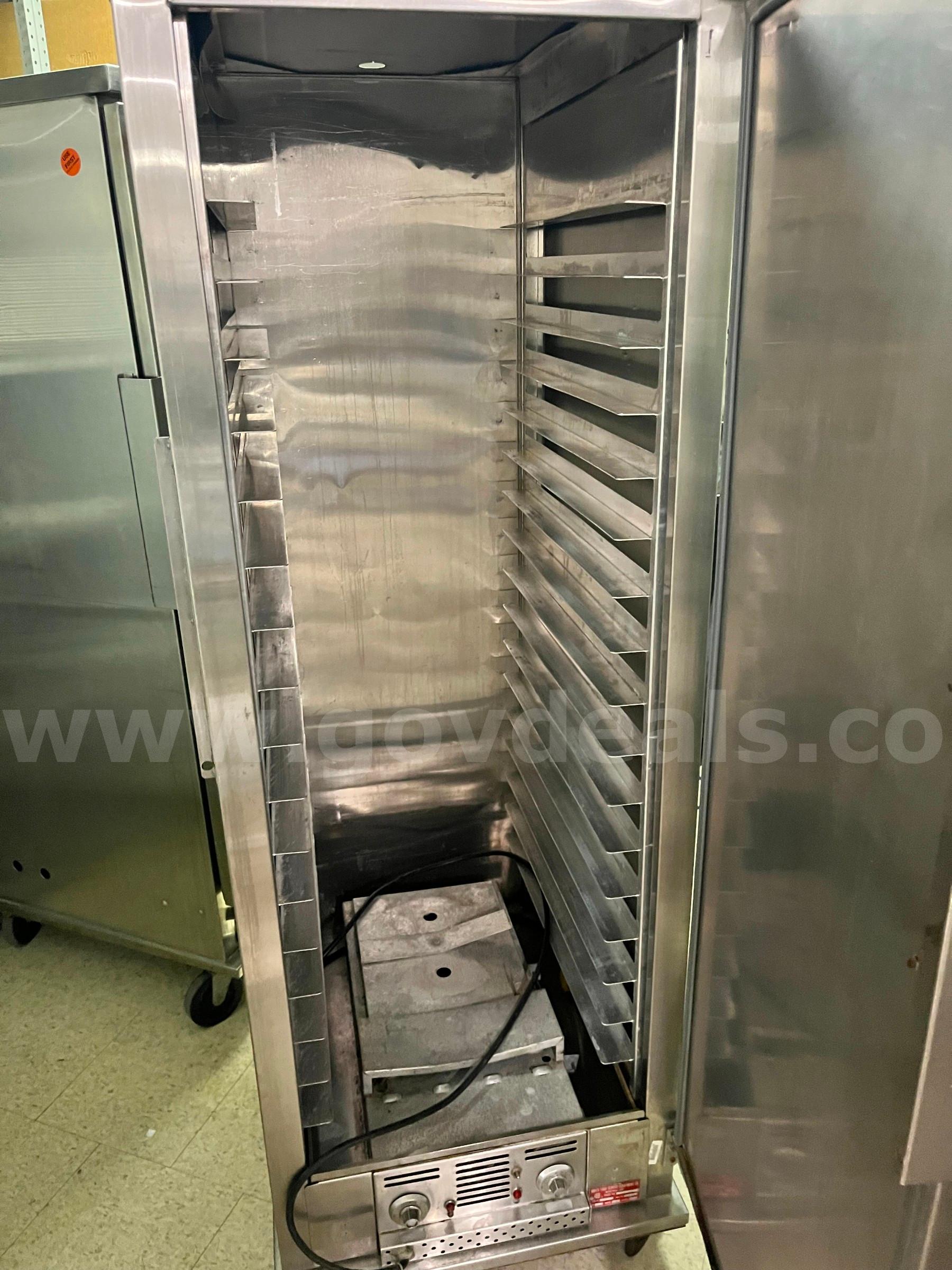 BRUTE Proofer / Transport Cabinet Brute BR2064 Government Surplus Auction - Primary Photo