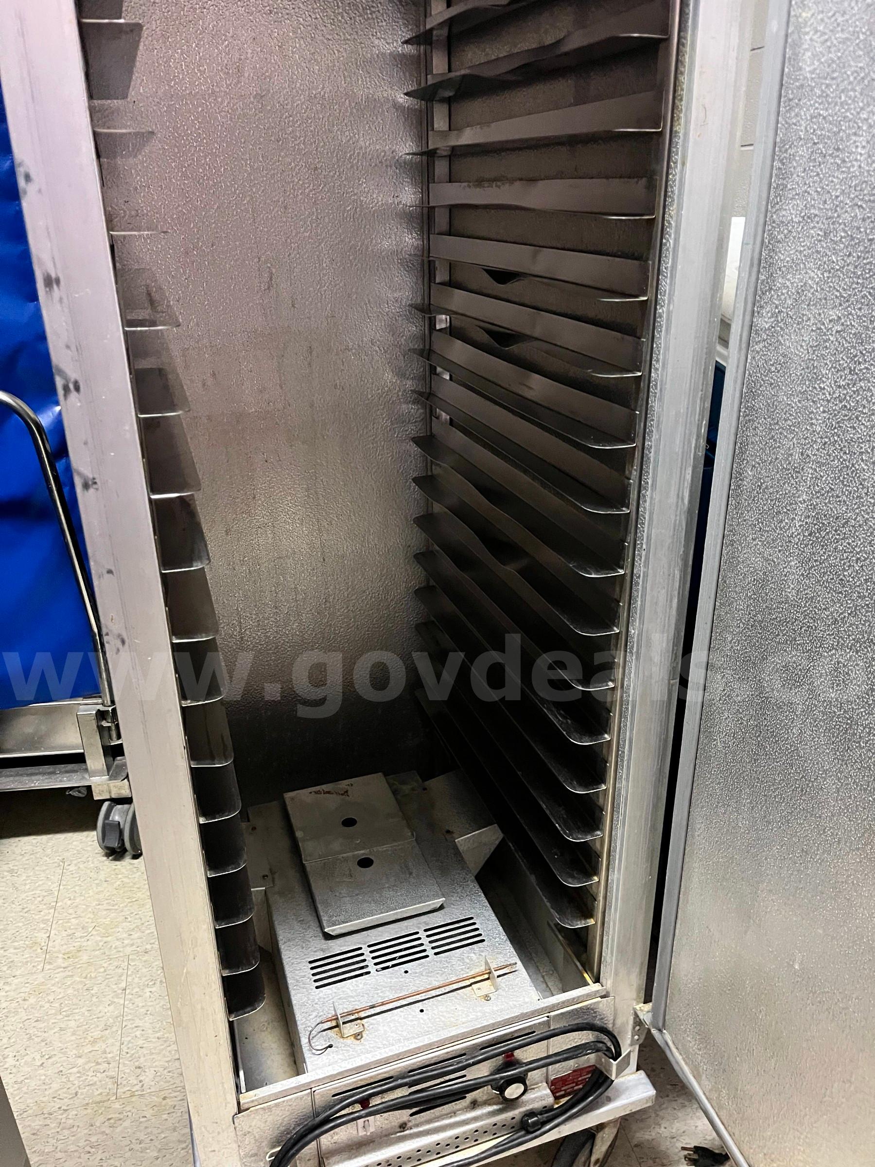 BRUTE Proofer / Transport Cabinet Brute BR2064 Government Surplus Auction - Photo #2