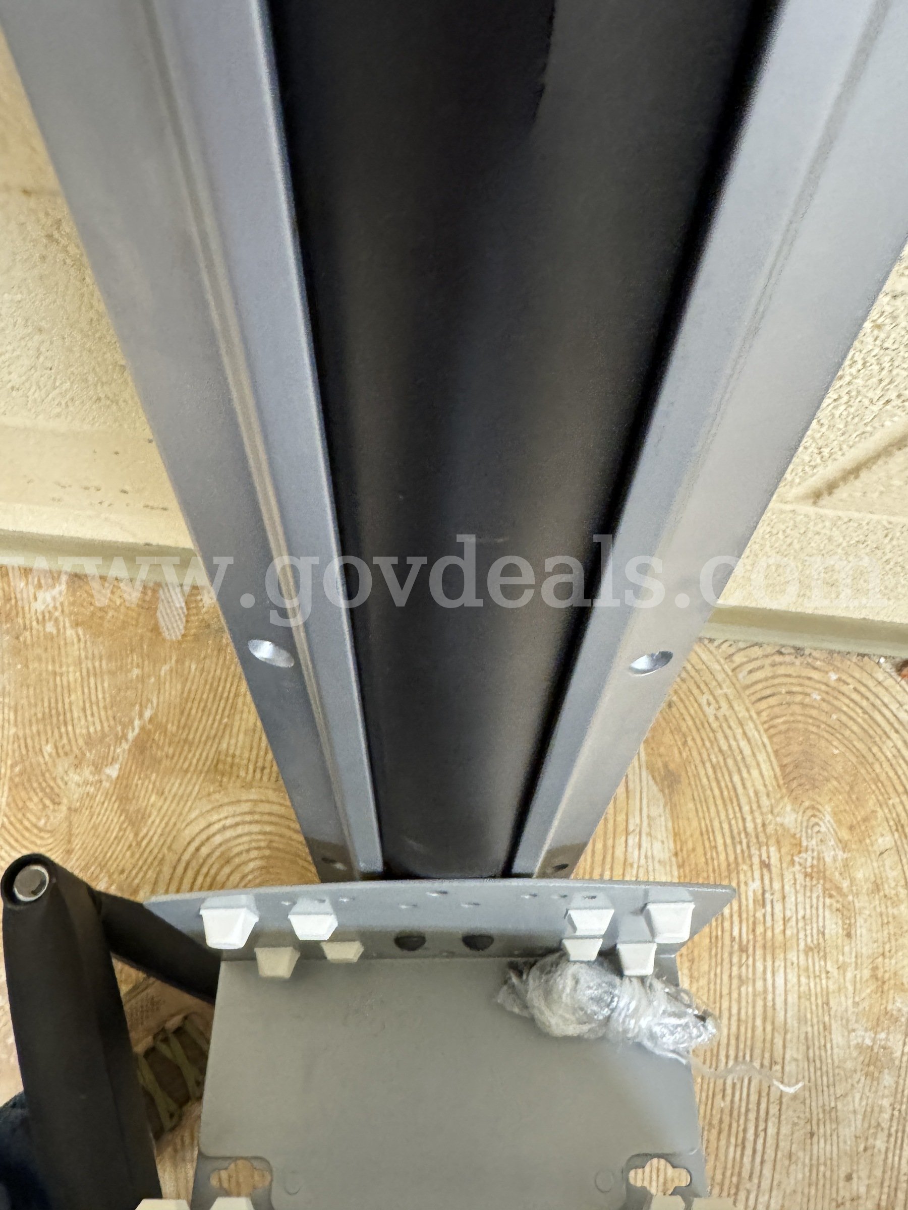 Ergotron 200 Series Combo Arm Ergotron 200 Government Surplus Auction - Photo #5