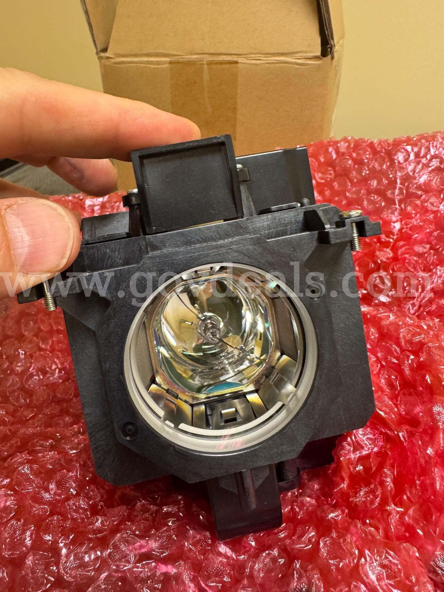 Lot of 40 Panasonic ET-LAE200 Projector Lamp Module (NEW) Panasonic ET-LAE200 Government Surplus Auction - Photo #3