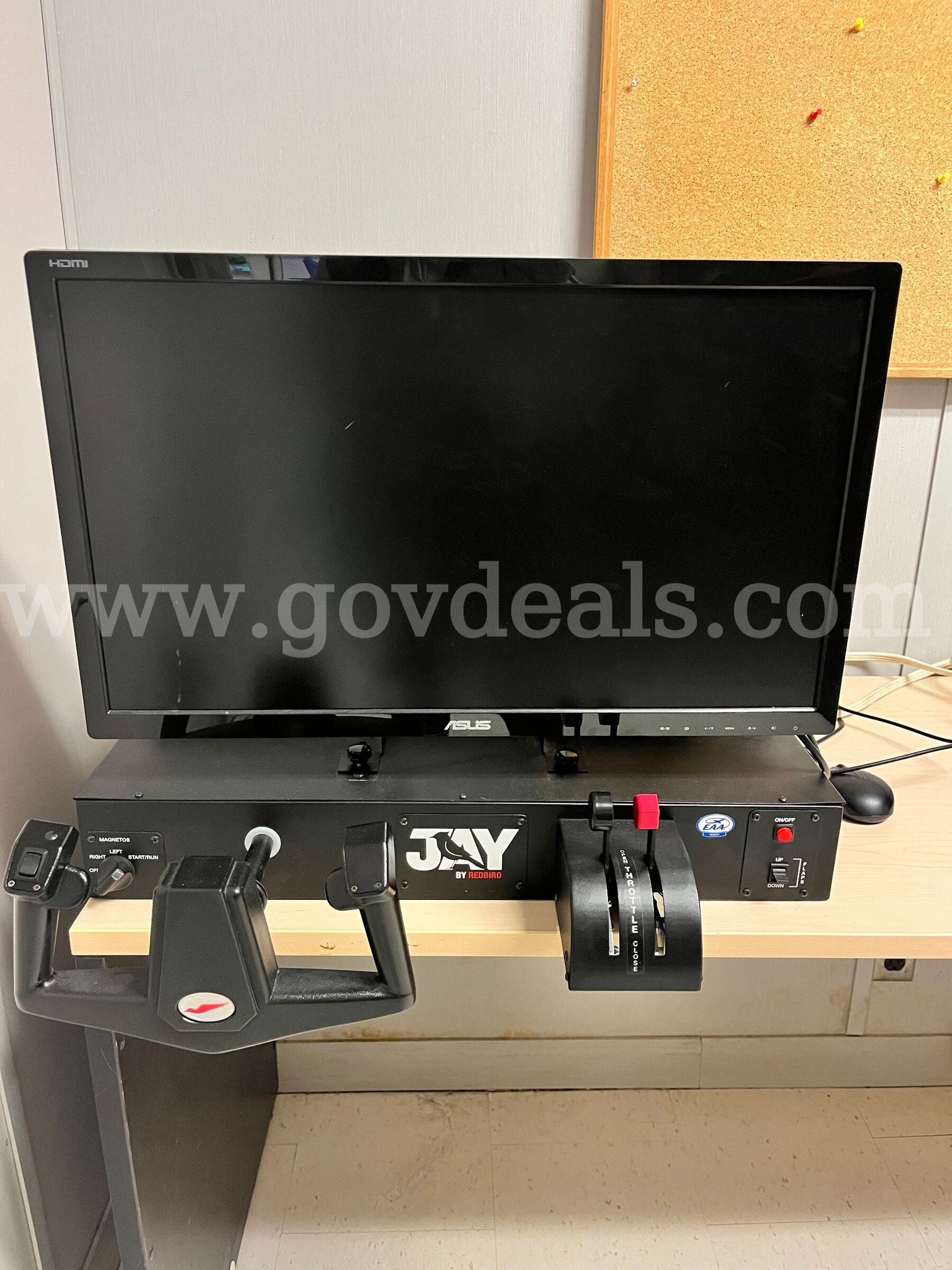 2017 Redbird “The JAY” All-in-One Desktop Flight Simulator – Tested and Fully Functional Redbird Flight Simulations, Inc. The JAY Government Surplus Auction - Primary Photo