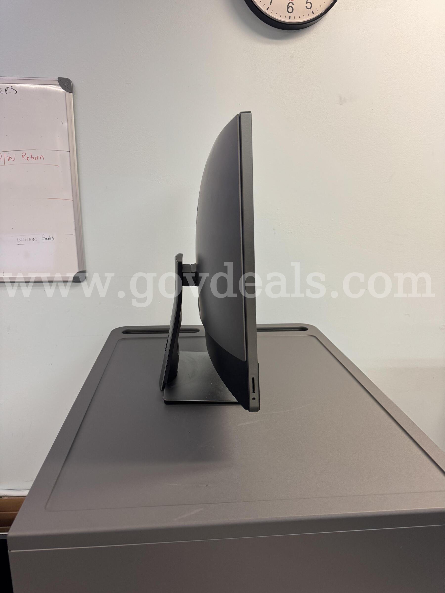 Lot of 10 Dell OptiPlex 7480 All‑In‑One Computers Dell OptiPlex 7480 Government Surplus Auction - Photo #3