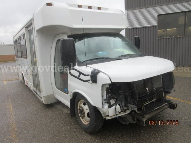 2016 GMC Savana Passenger Bus, 6L V8 FFV - Not Operational GMC Savana Government Surplus Auction - Photo #3