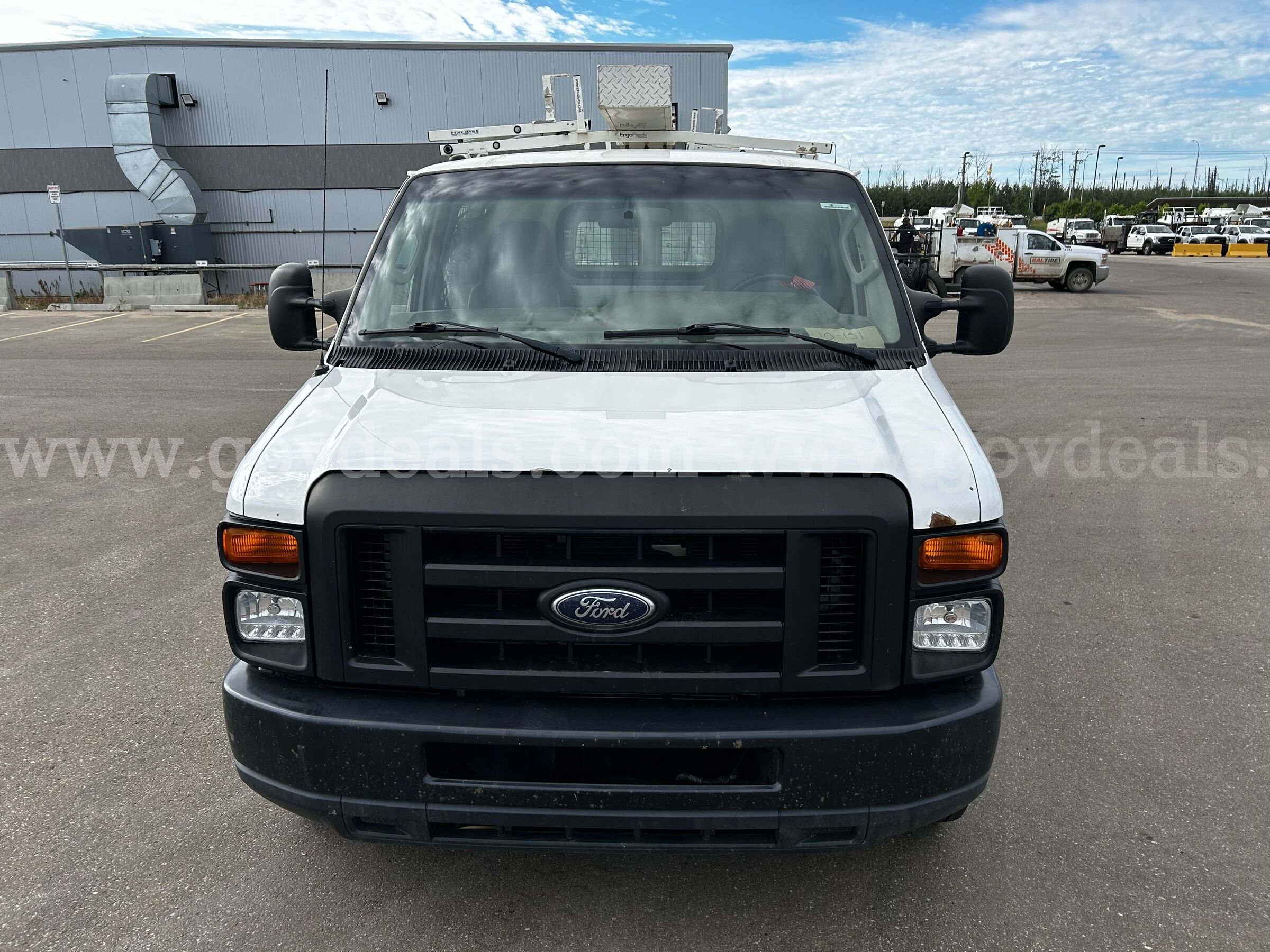 2011 Ford Econoline EXTENDED CARGO VAN, 5.4L V8 SOHC 16V Ford Econoline Government Surplus Auction - Photo #2