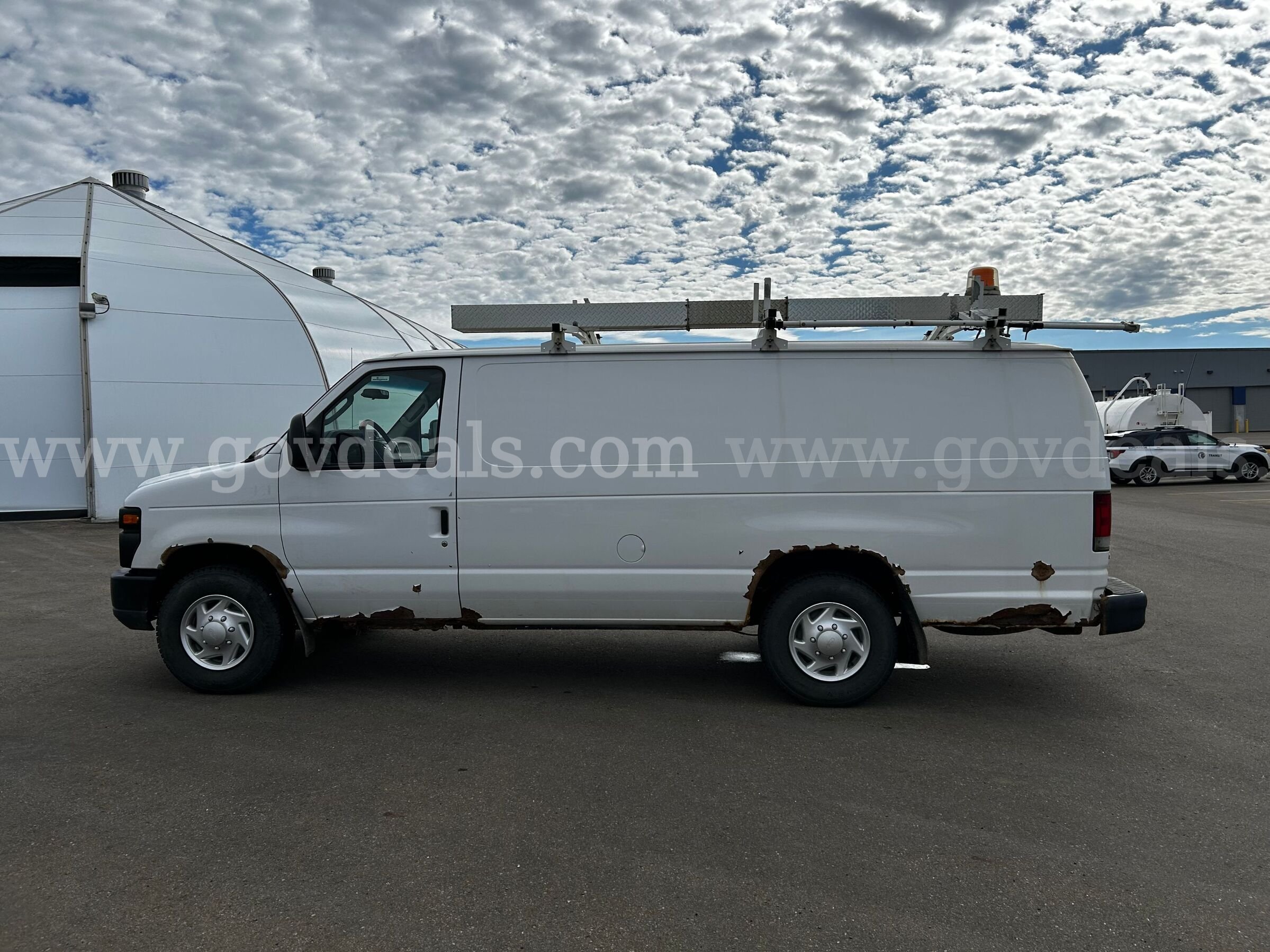 2011 Ford Econoline EXTENDED CARGO VAN, 5.4L V8 SOHC 16V Ford Econoline Government Surplus Auction - Photo #6