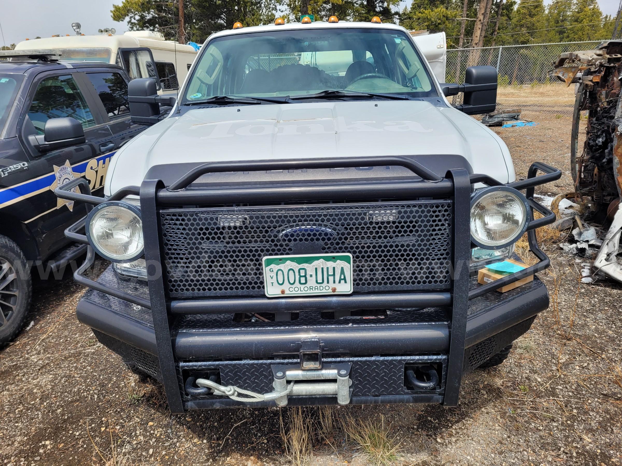2009 Ford F-350 Super Duty Crew Cab 4x4 Search & Rescue Truck – V10 – Runs Ford F-350 Government Surplus Auction - Photo #4