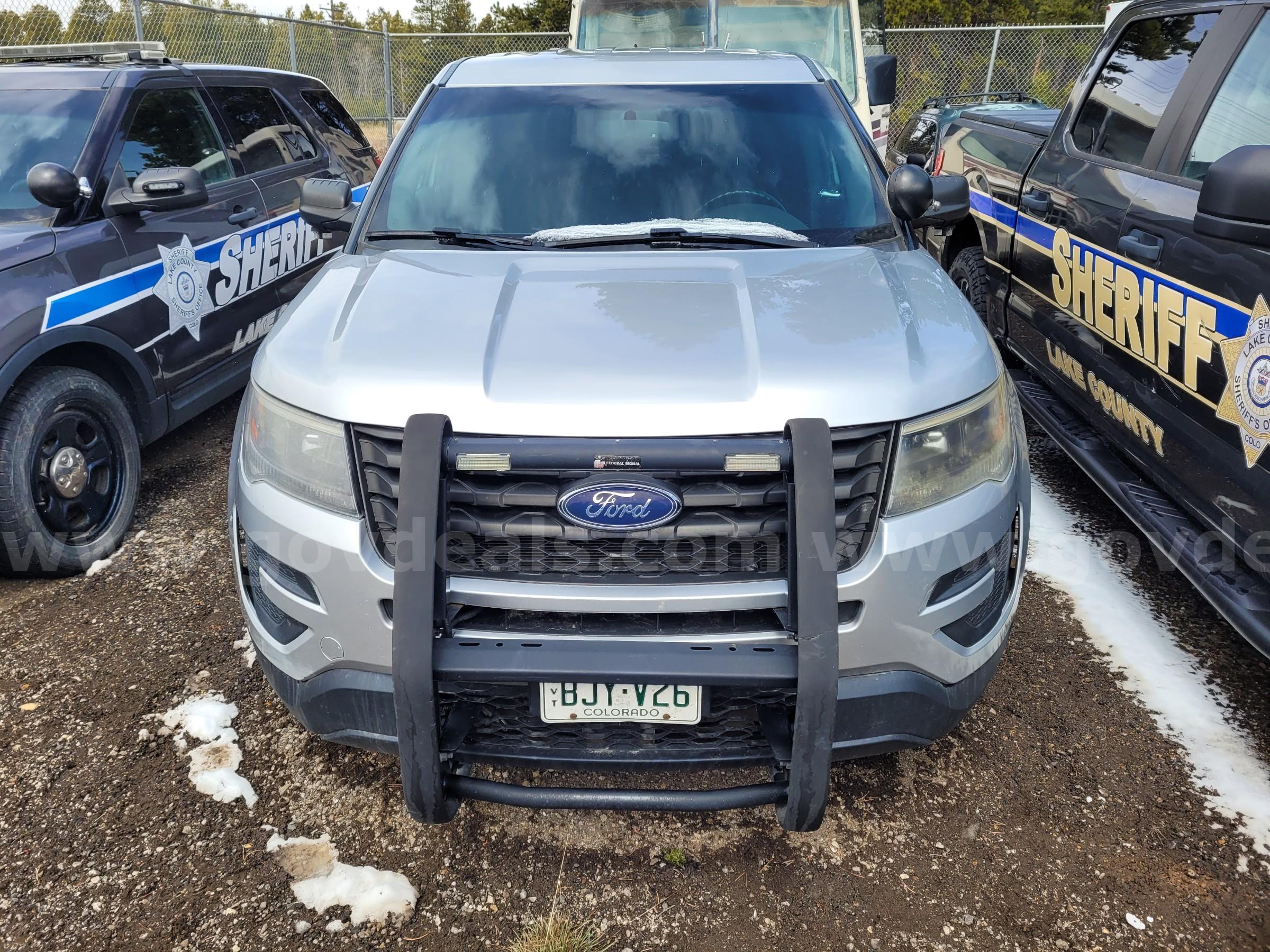 2017 Ford Explorer Police Interceptor Utility – 3.7L V6 – Runs – 75K Miles, 4WD Ford Explorer Government Surplus Auction - Photo #2