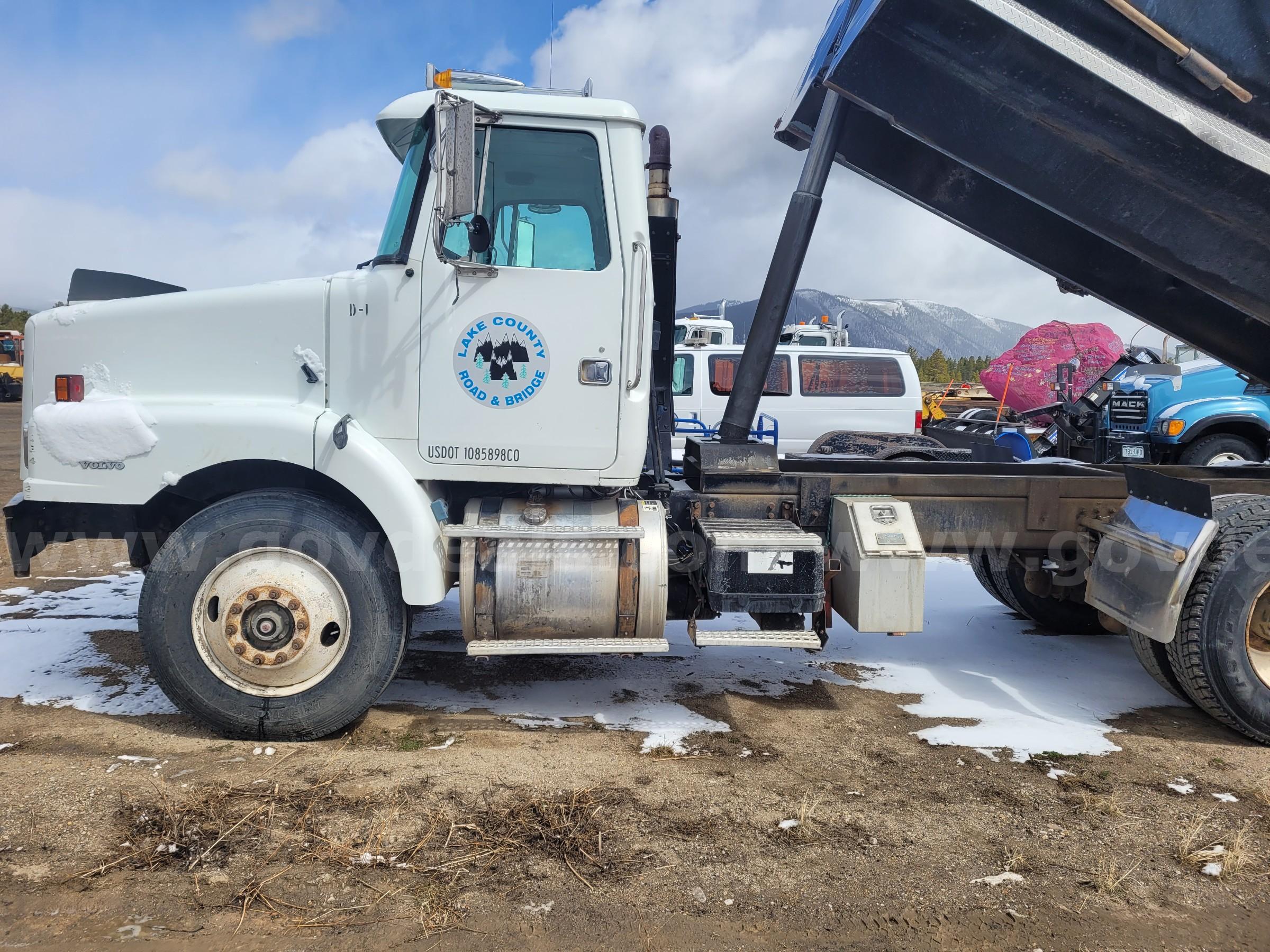 1997 Volvo WG Series Tandem Axle Dump Truck –  Diesel (Runs & Operates) Volvo WG Series Government Surplus Auction - Photo #2