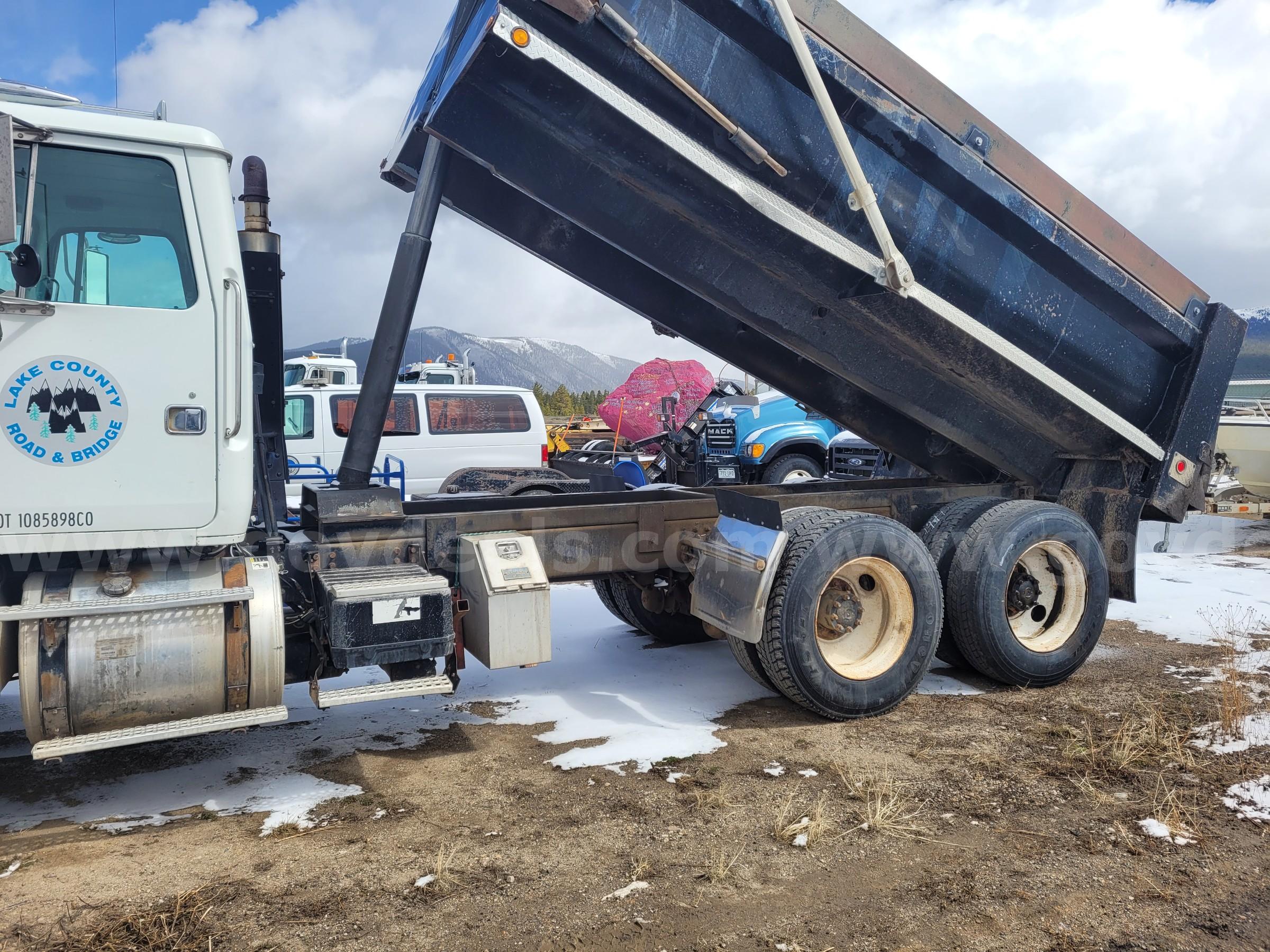 1997 Volvo WG Series Tandem Axle Dump Truck –  Diesel (Runs & Operates) Volvo WG Series Government Surplus Auction - Photo #3
