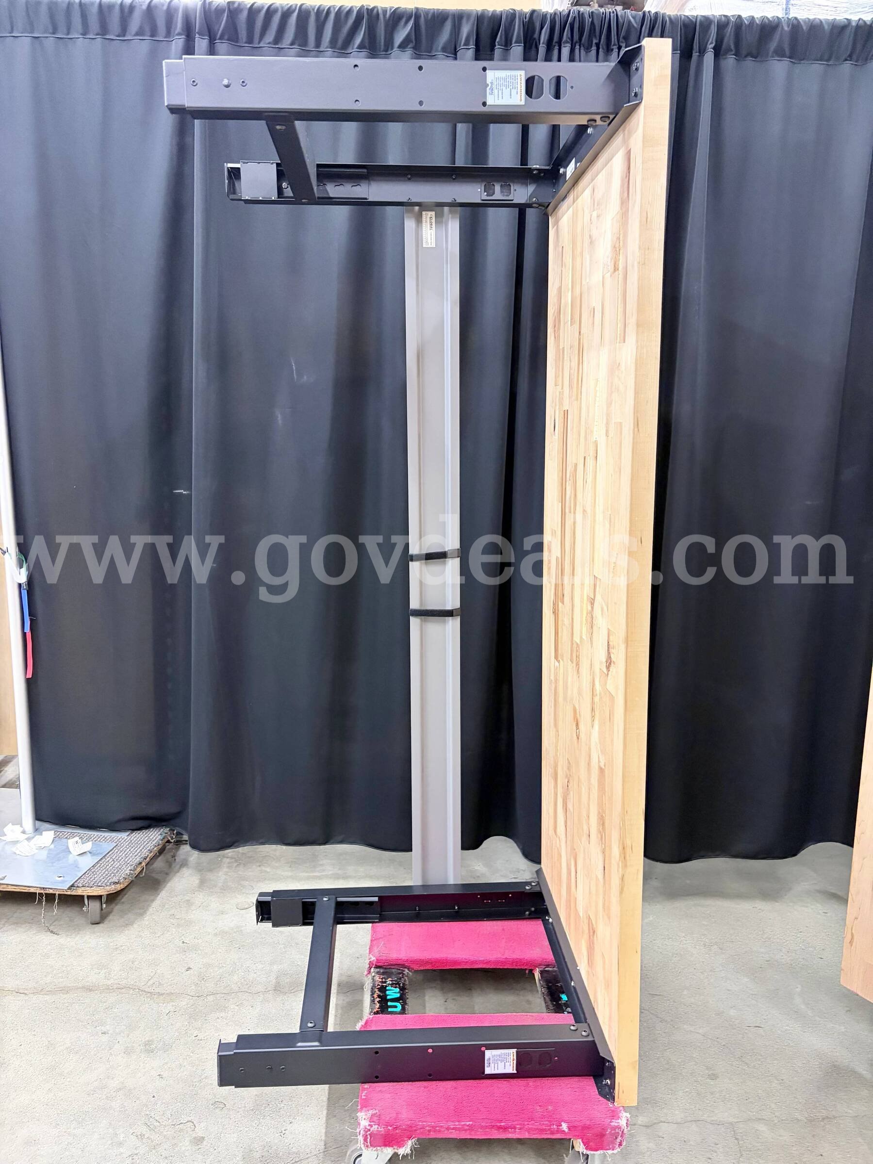 Lot of 2 6' Butcher Block Workbenches: Global Industrial (430-10)  430 Government Surplus Auction - Photo #4