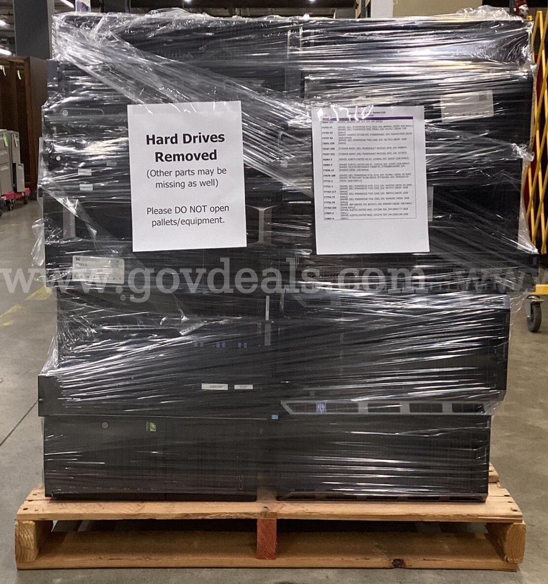 Lot of 19 Servers and Storage Arrays (Hard Drives Removed) (429-3)