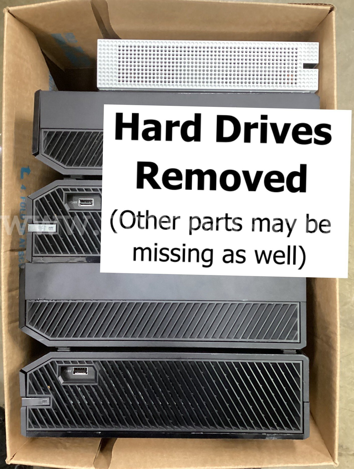 Lot of 8 Xbox One Consoles, Kinects, and Power Supply (Hard Drives Removed) (429-5)