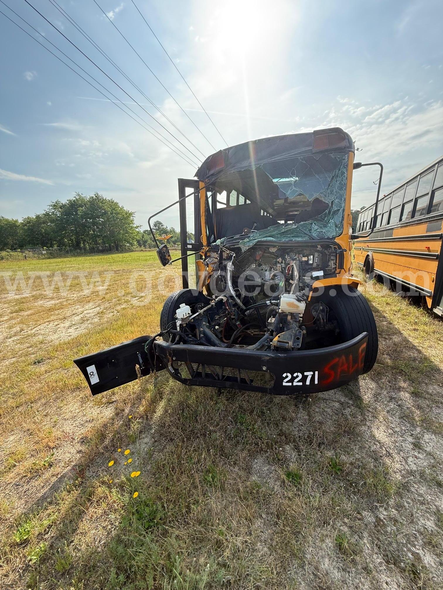 Lot of Junk/Scrap School Buses (62 Total)   Government Surplus Auction - Photo #2