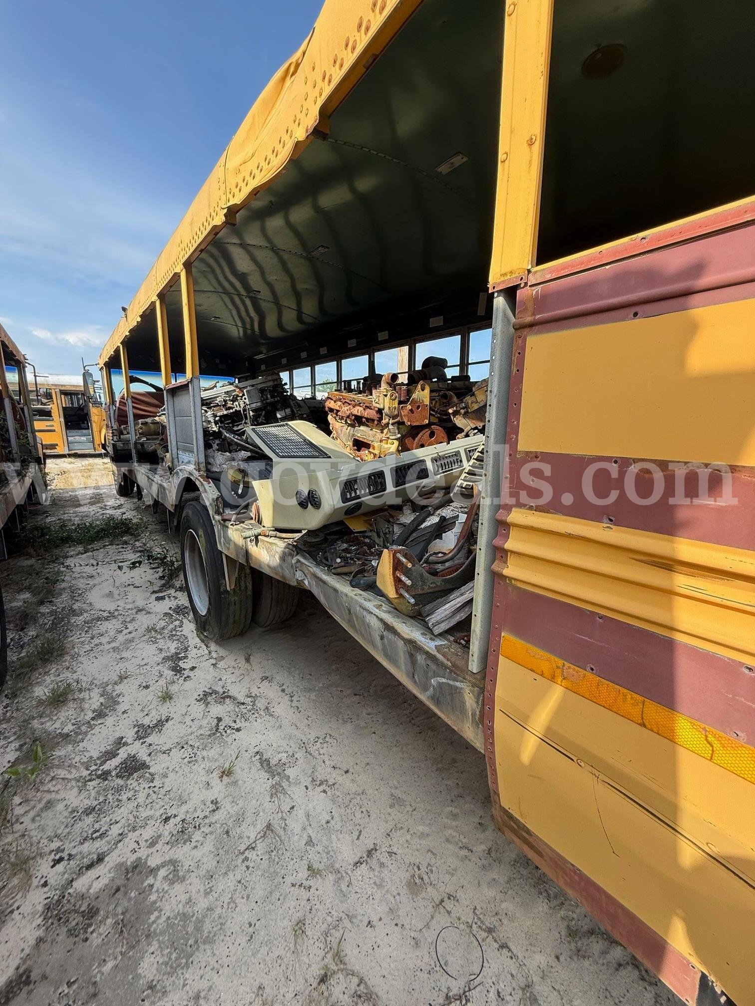 Lot of Junk/Scrap School Buses (62 Total)   Government Surplus Auction - Photo #4