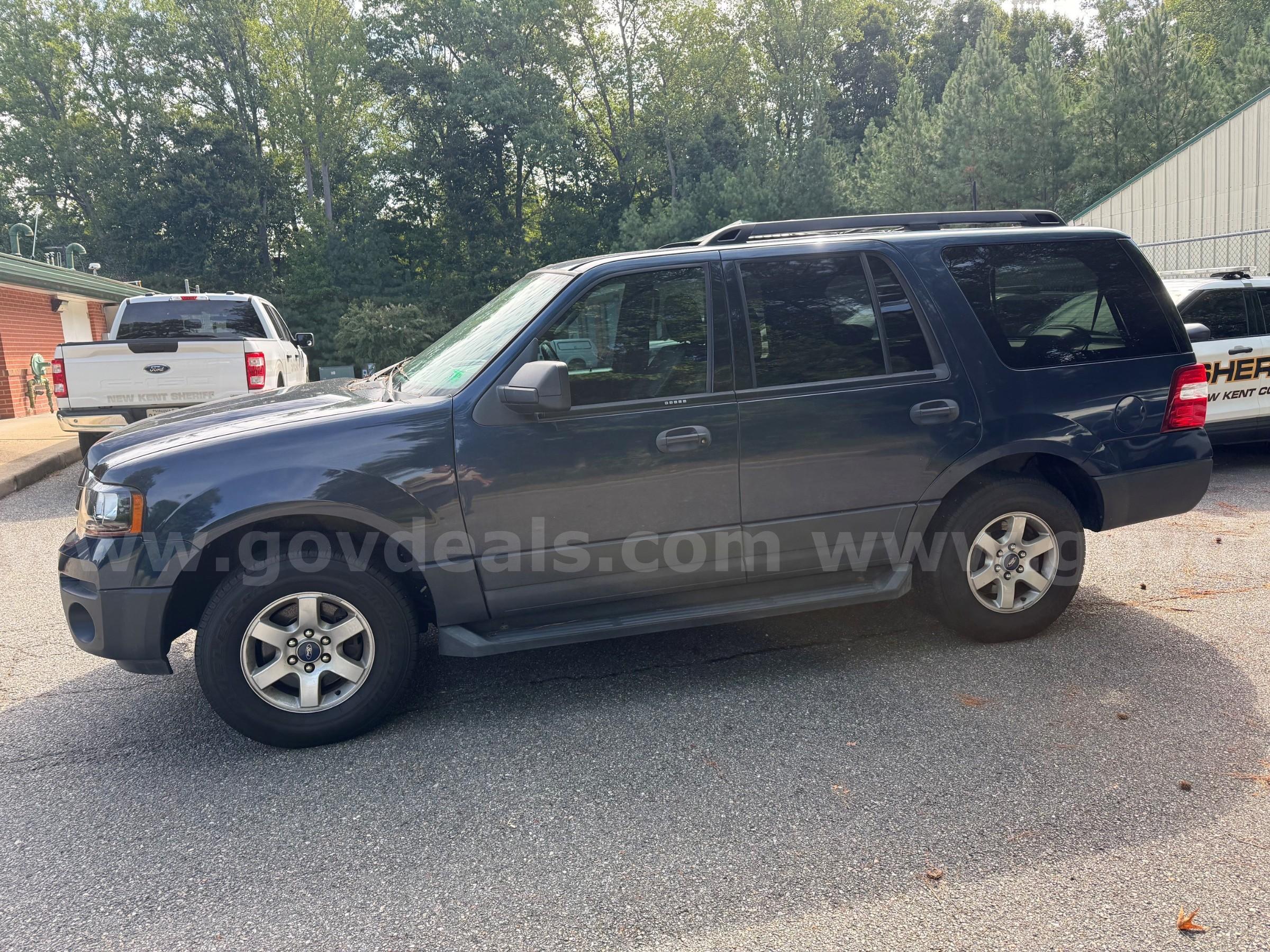 2017 Ford Expedition Ford Expedition Government Surplus Auction - Photo #2