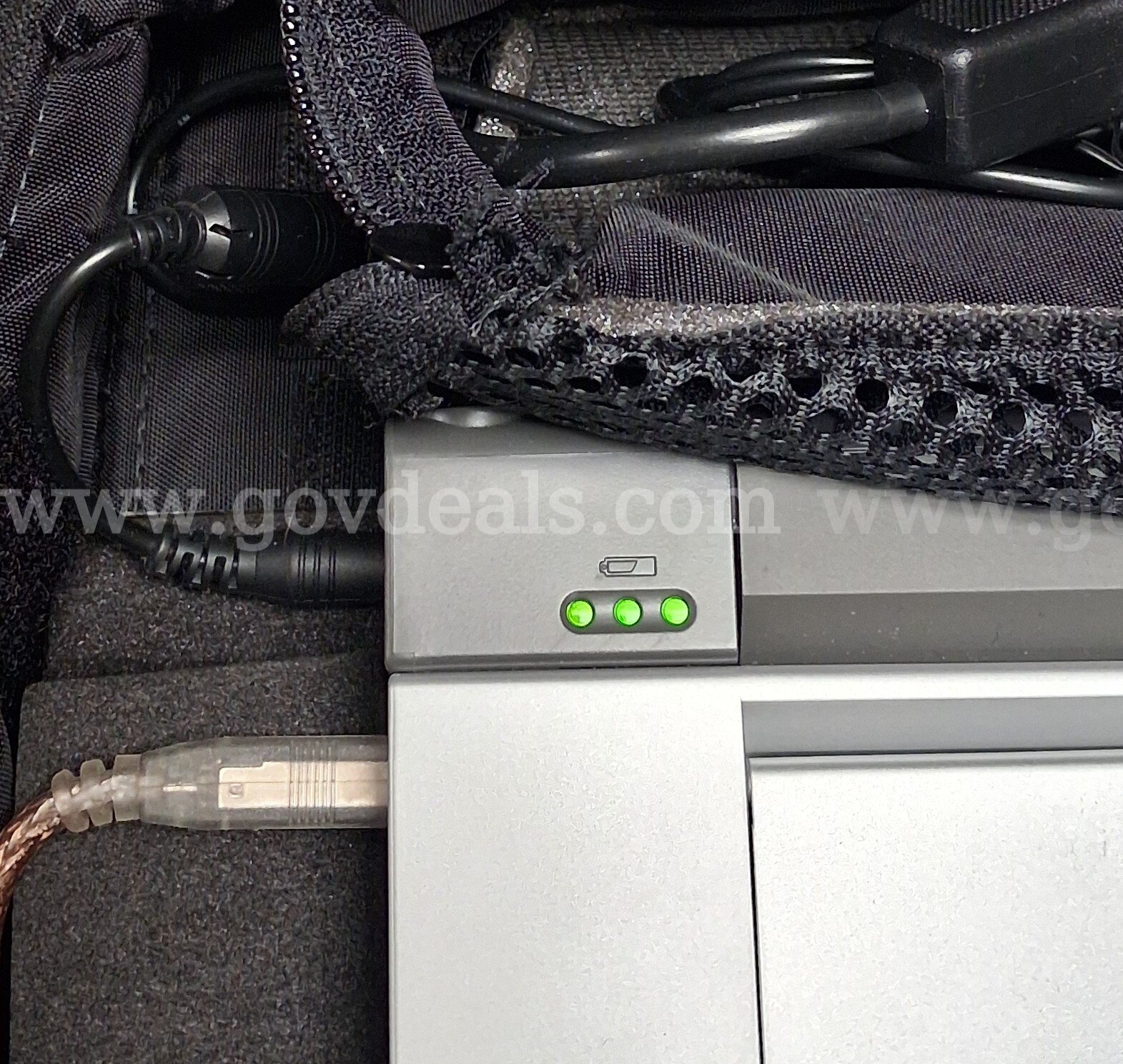 Canon PIXMA iP90 Portable Printer with Case and Extra Ink/PRE-OWNED/DS18694/99580/DSP Case  Government Surplus Auction - Photo #3