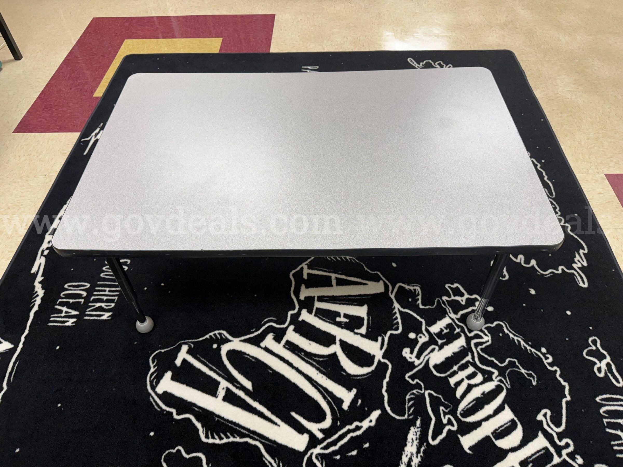 Classroom Tables   Government Surplus Auction - Photo #2