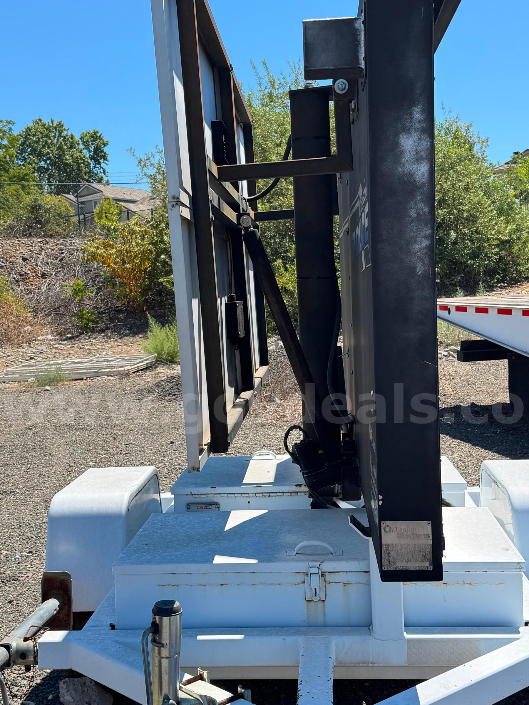 2004 ARROW BOARD TRAILER Smart Radar Trailer Government Surplus Auction - Photo #6