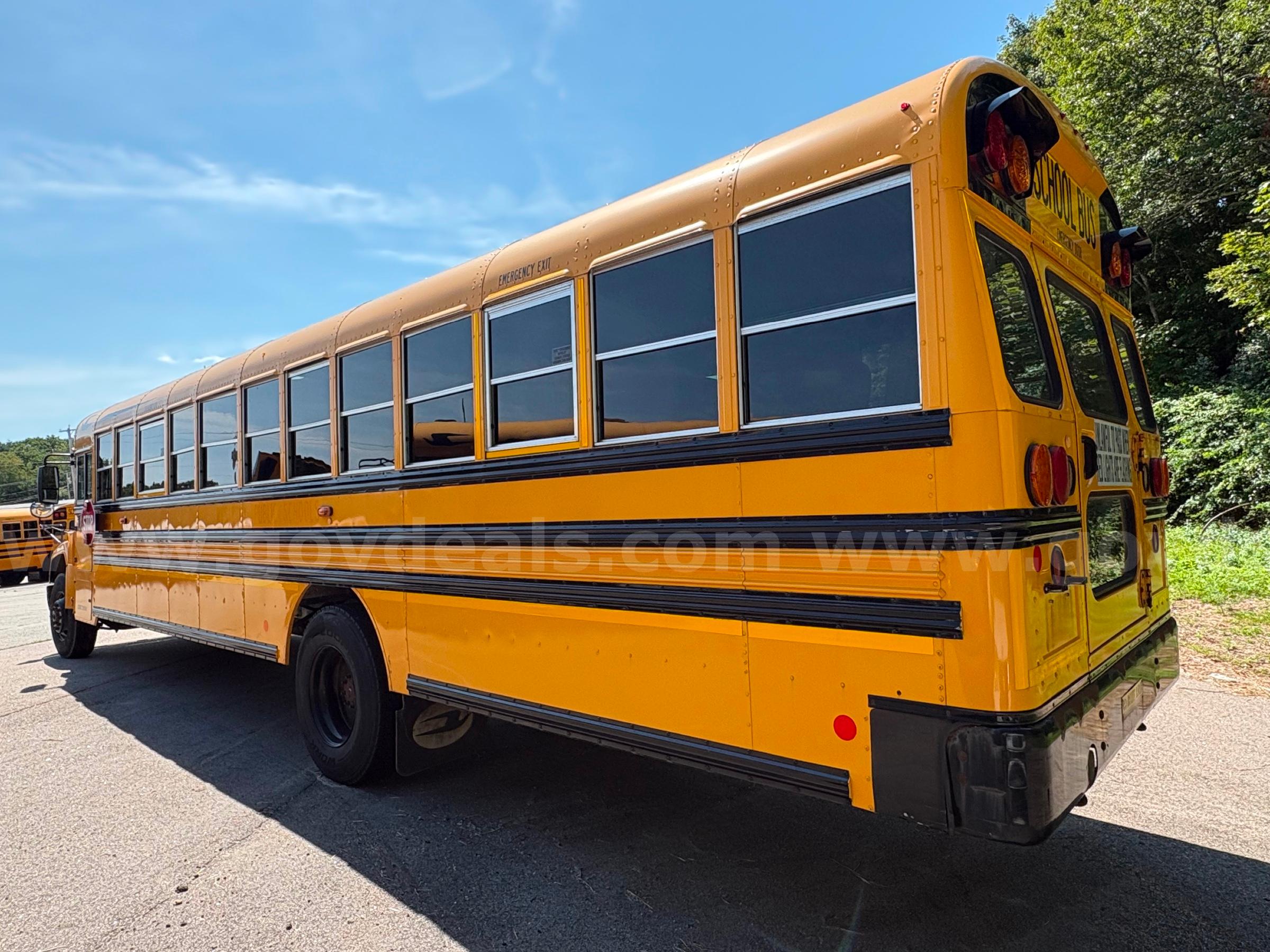 2016 Blue Bird Vision SCHOOL BUS   Government Surplus Auction - Photo #6
