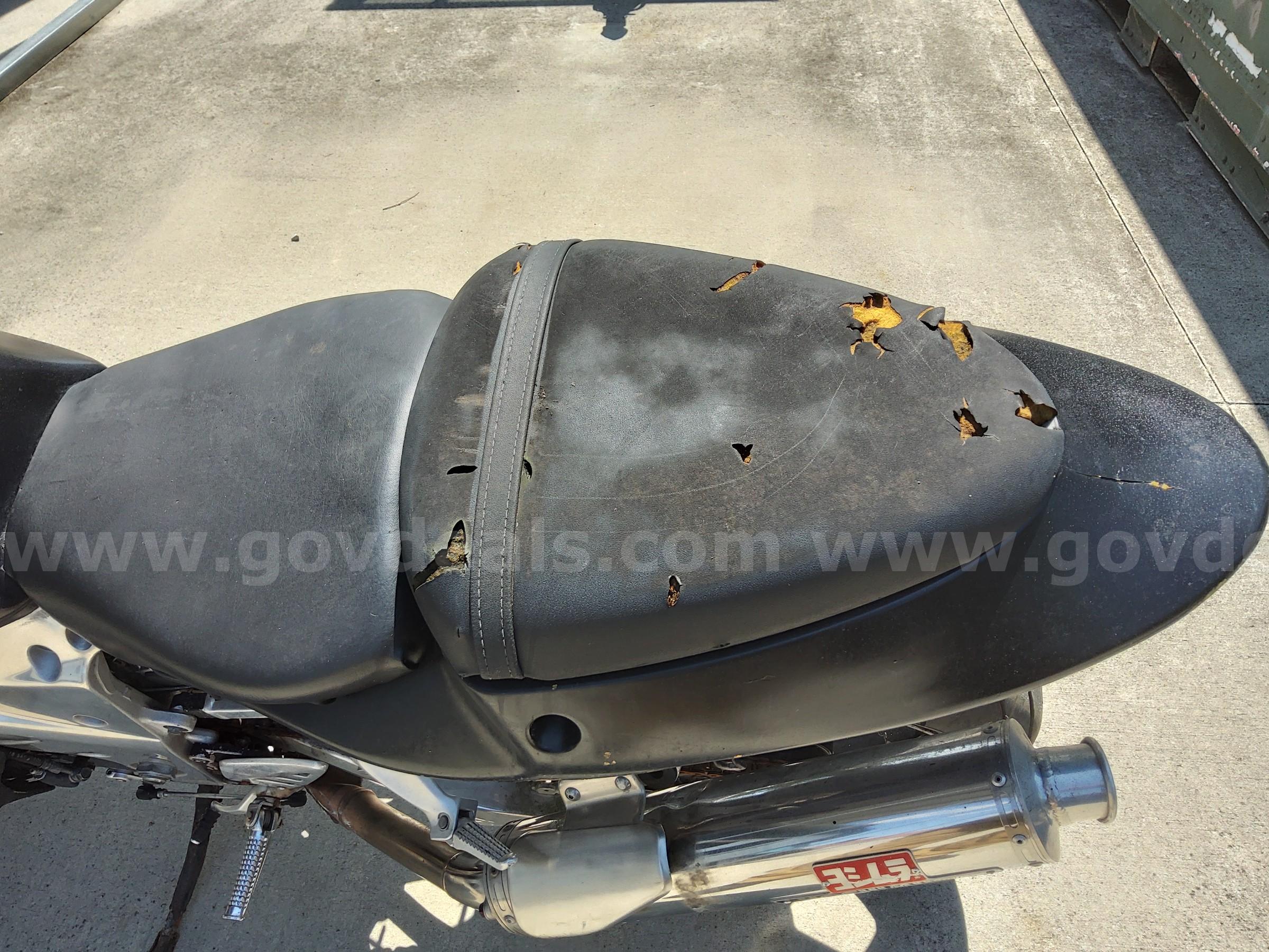 2002 Suzuki TL1000R Suzuki TL1000R Government Surplus Auction - Photo #3