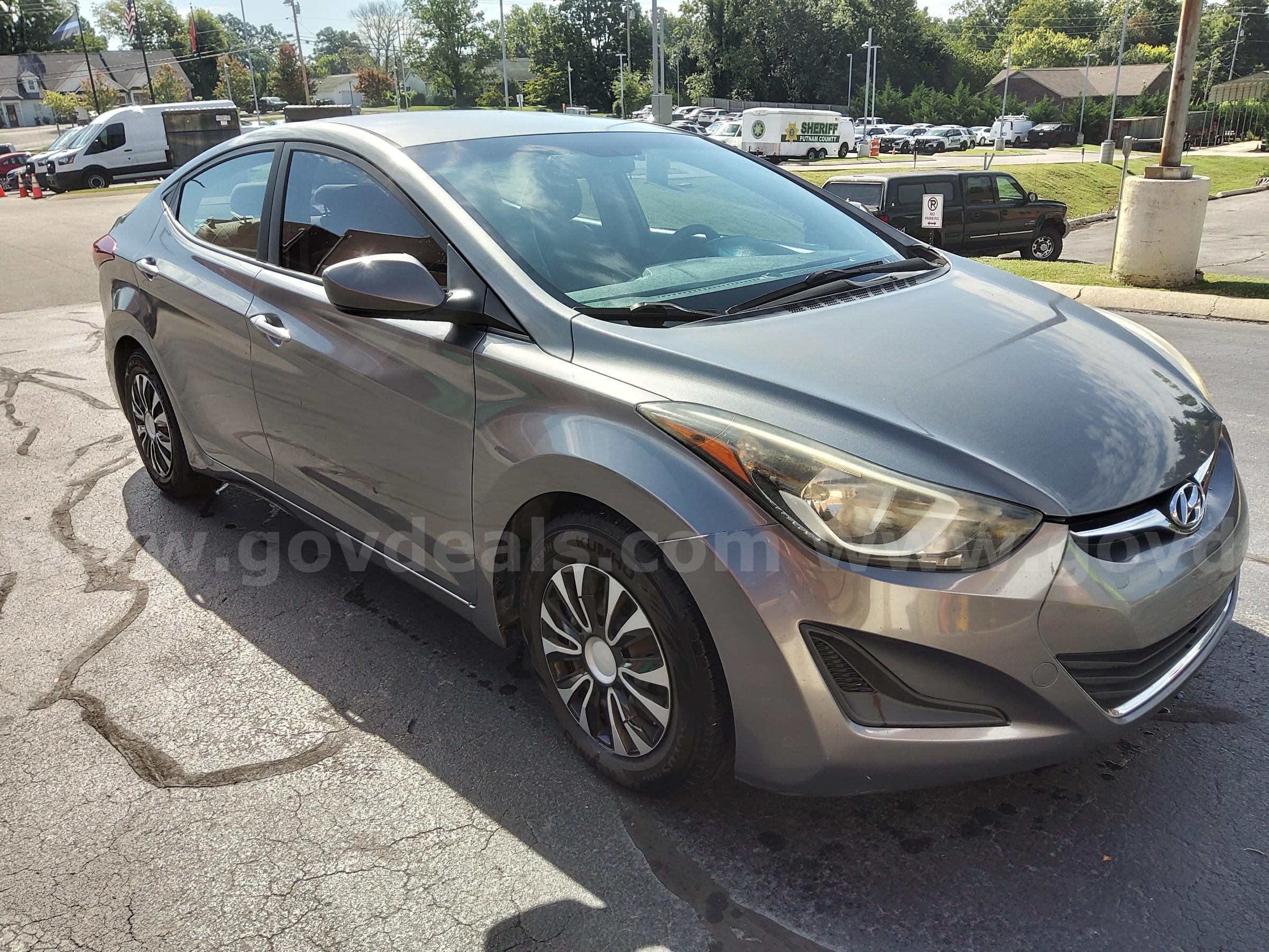 2016 Hyundai Elantra Hyundai Elantra Government Surplus Auction - Photo #4