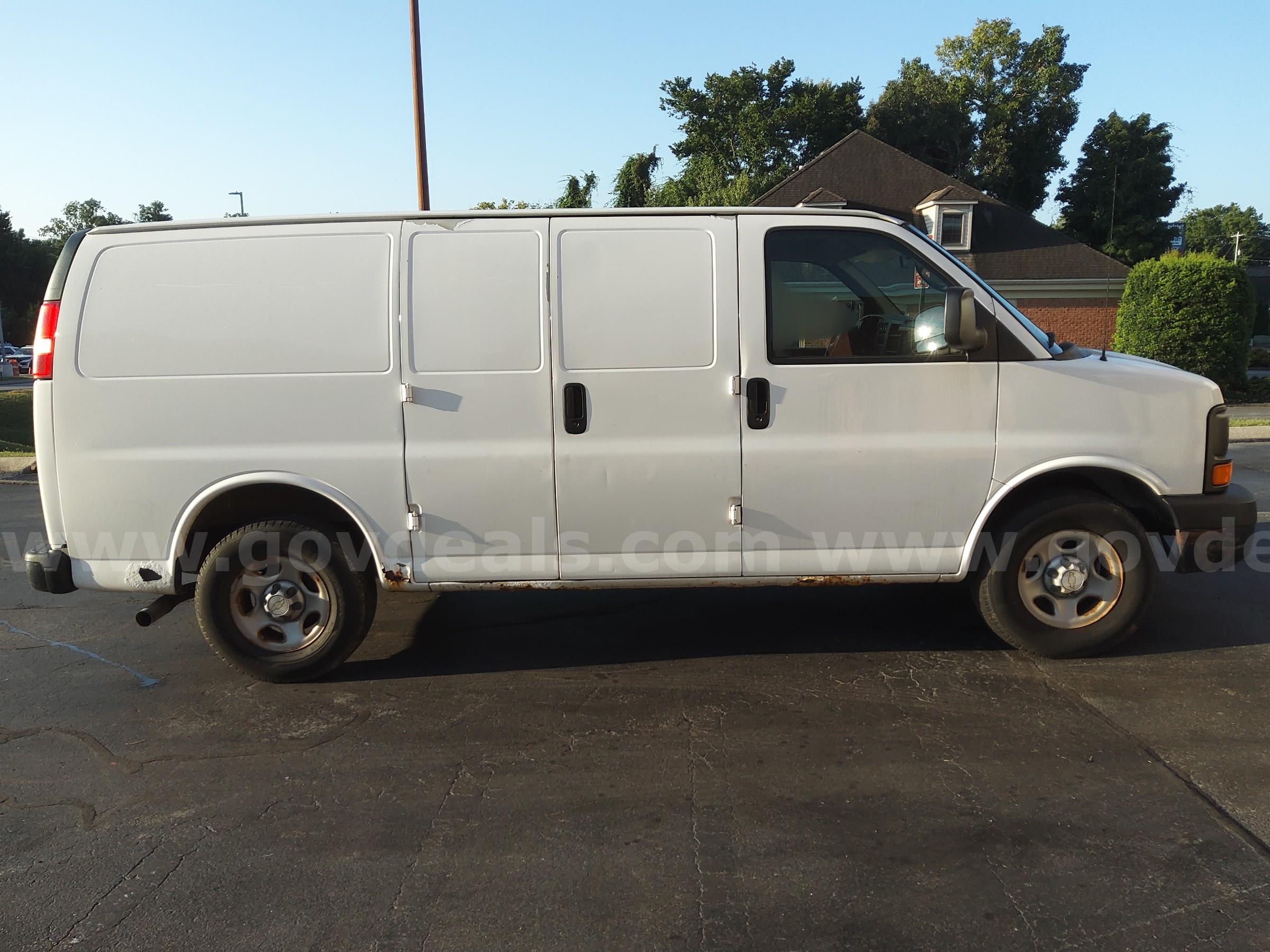 2008 Chevrolet Express Chevrolet Express Government Surplus Auction - Photo #5