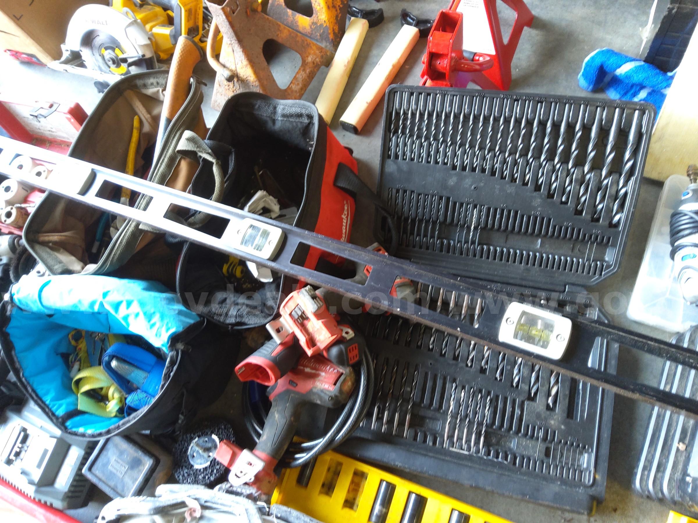 Great Assortment of Hand tools - Perfect for Home or Job Sites VARIOUS VARIOUS Government Surplus Auction - Photo #5